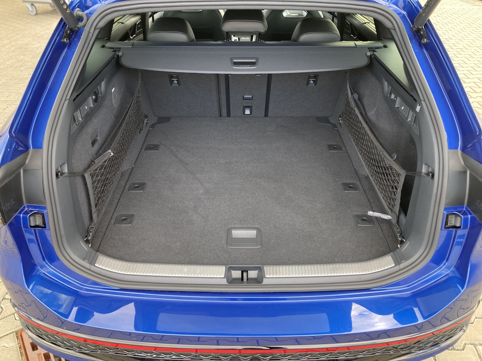Passat Variant TDI DSG R-Line 