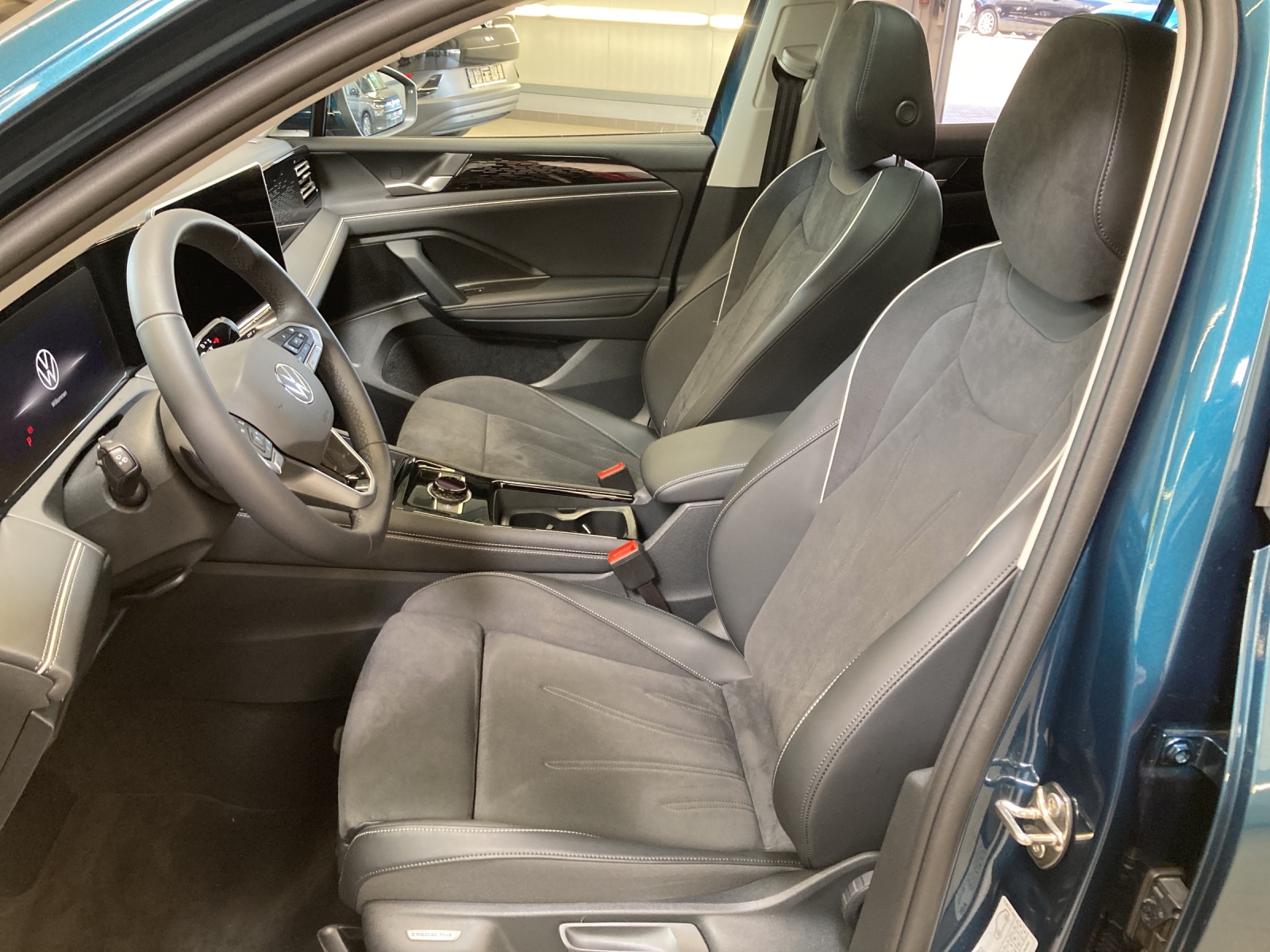 Tiguan TDI DSG Elegance LED-Plus Panodach Navi AHK