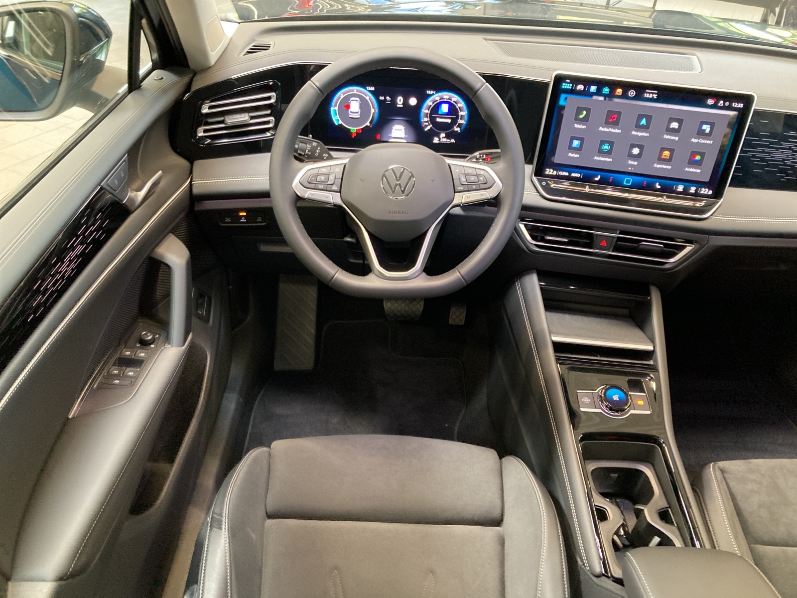 Tiguan TDI DSG Elegance LED-Plus Panodach Navi AHK