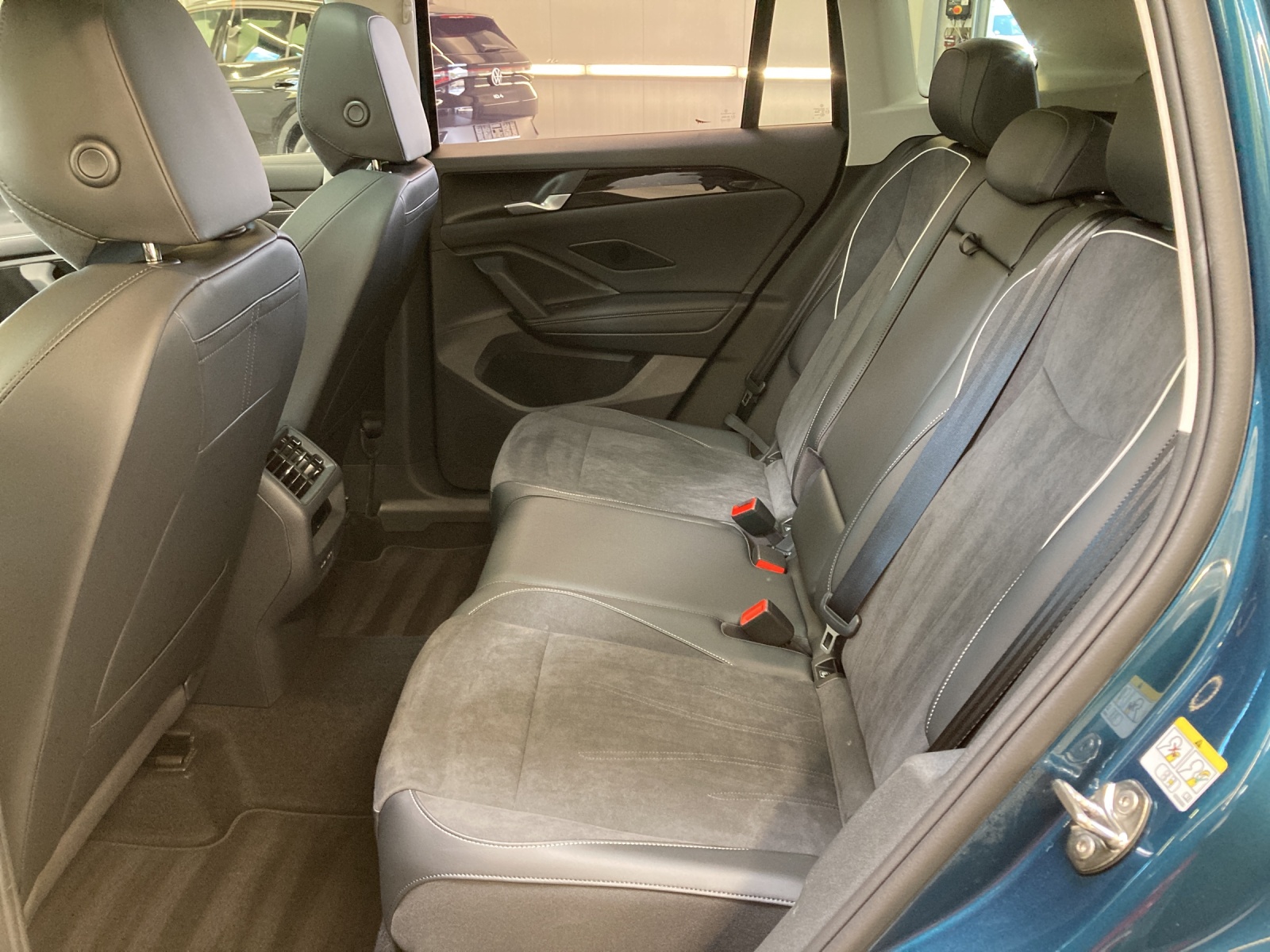 Tiguan TDI DSG Elegance LED-Plus Panodach Navi AHK