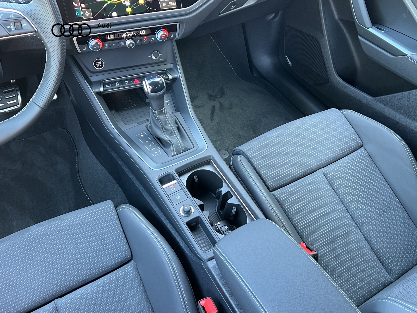 Q3 Sportback 35 TDI S line Black AHK LED Navi