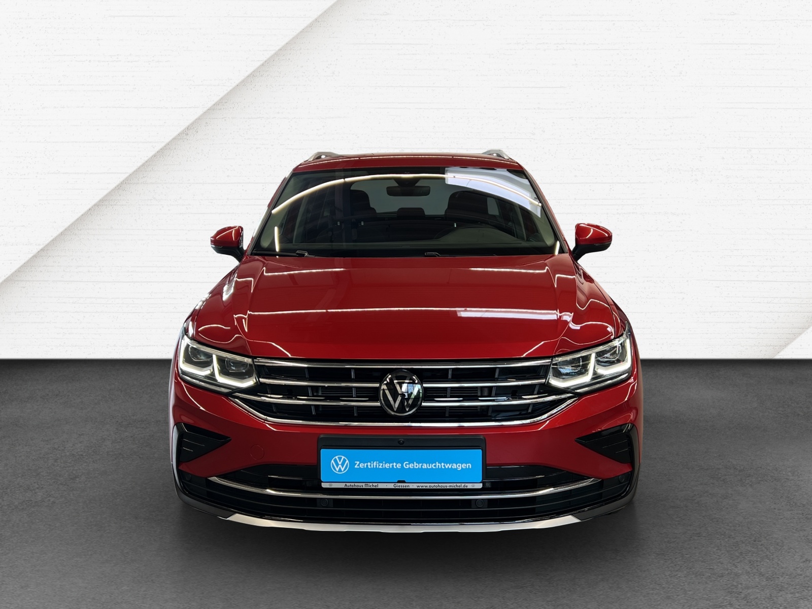 Tiguan 2.0 TDI DSG 4M Elegance IQ-Light Navi AHK Alu-18Zoll