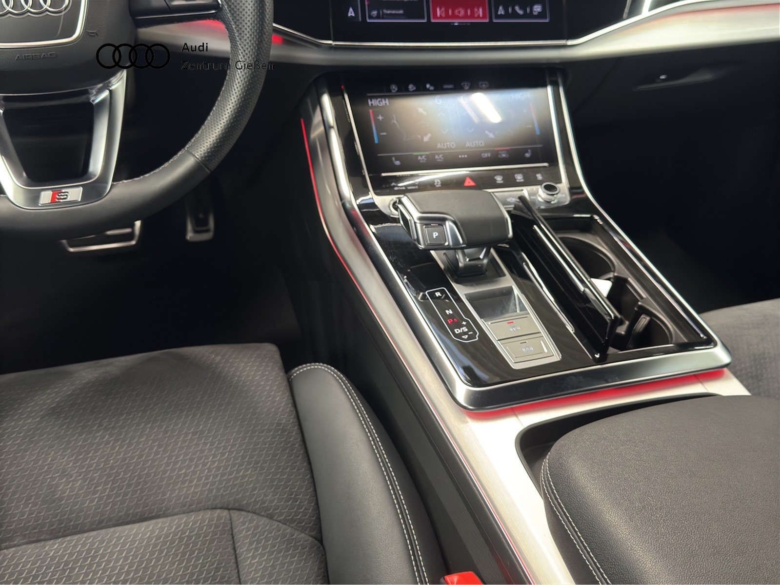 Q8 50 TDI quattro S line Black HuD Matrix AHK Standheizung
