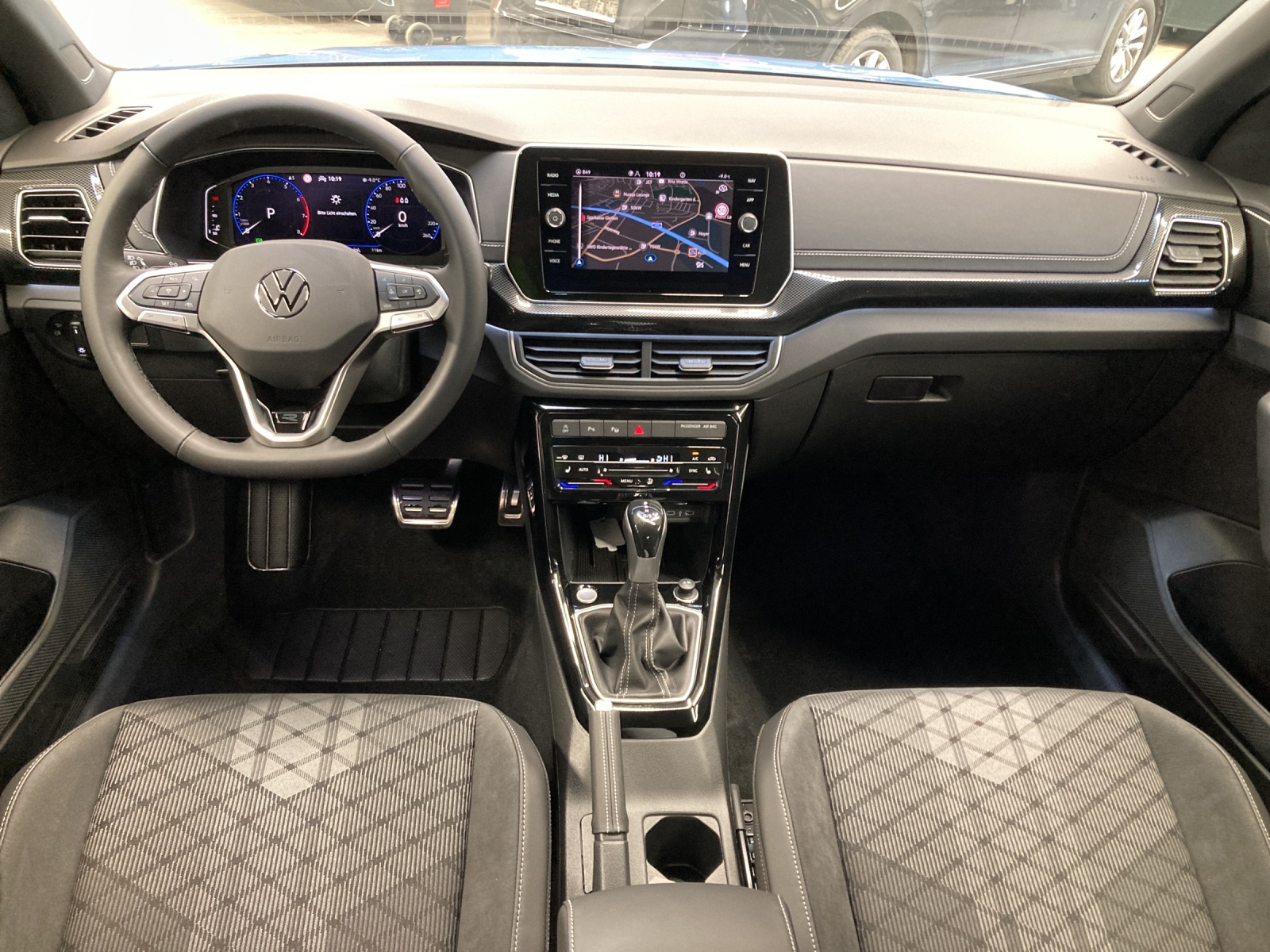 T-Cross TSI DSG R-Line IQ-Light AHK Navi