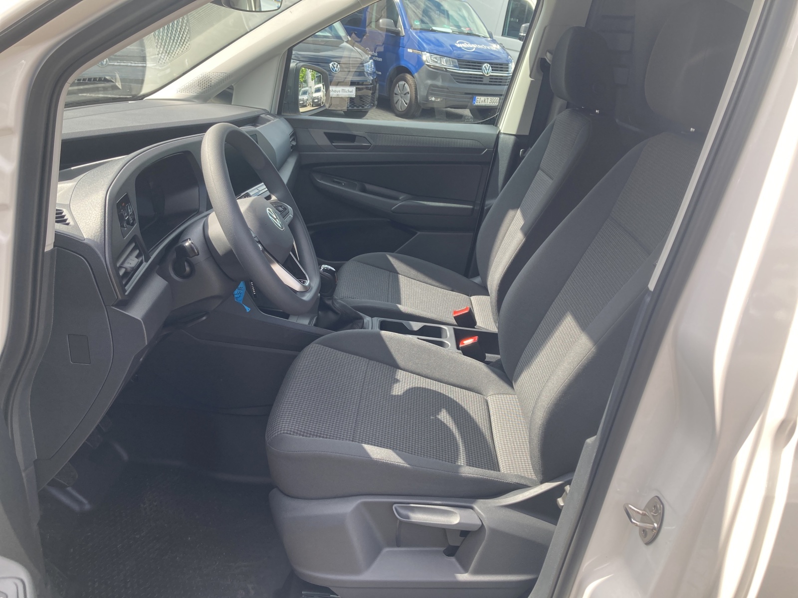Caddy Cargo 2.0 TDI GRA AHK App Klima Heckflügel