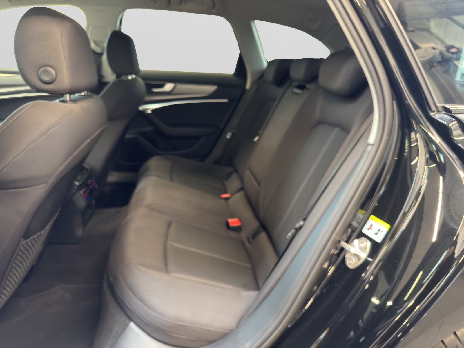 A6 Avant 35 TDI sport Black AHK Assistenzpaket Navi LED