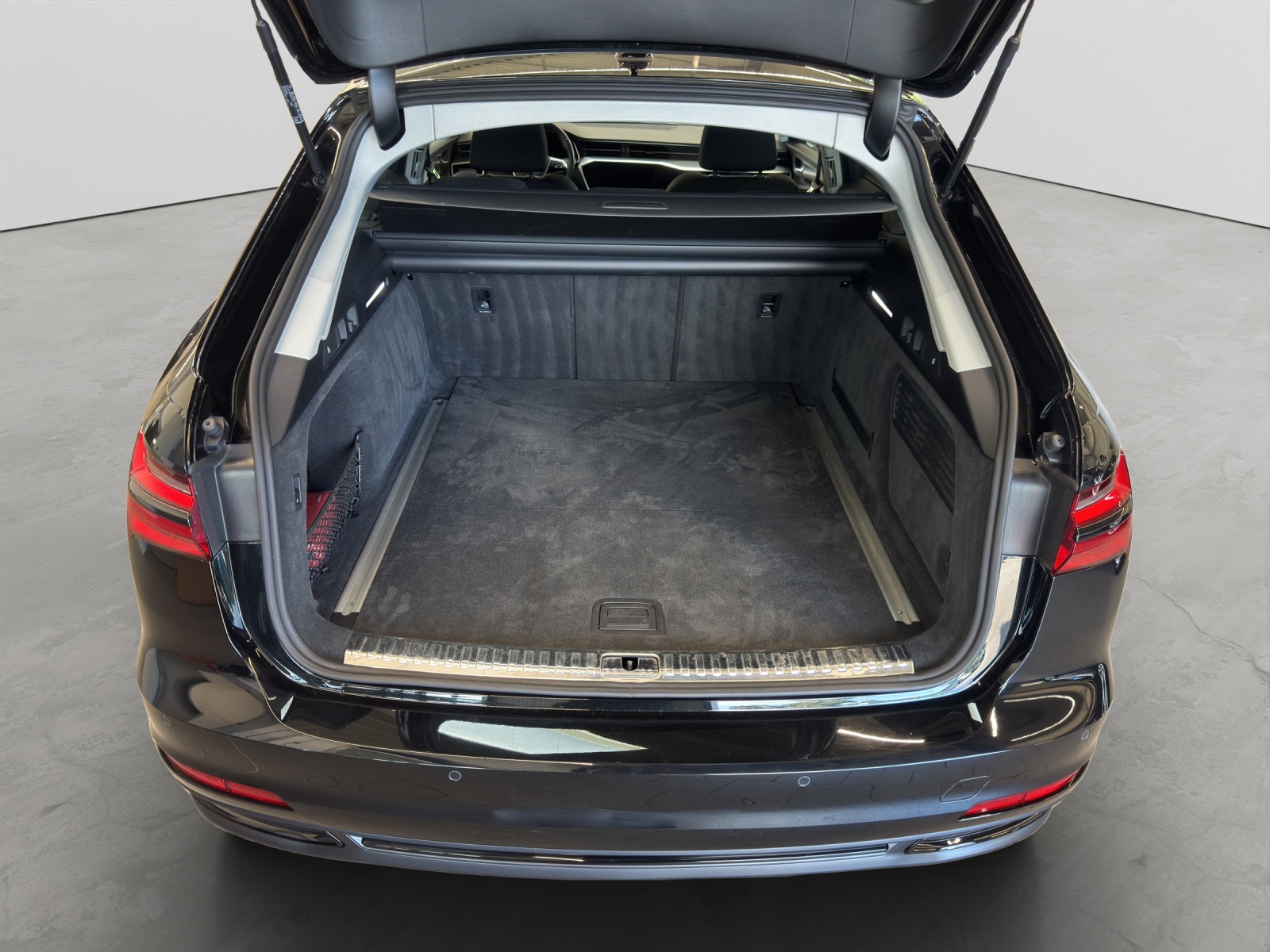 A6 Avant 35 TDI sport Black AHK Assistenzpaket Navi LED