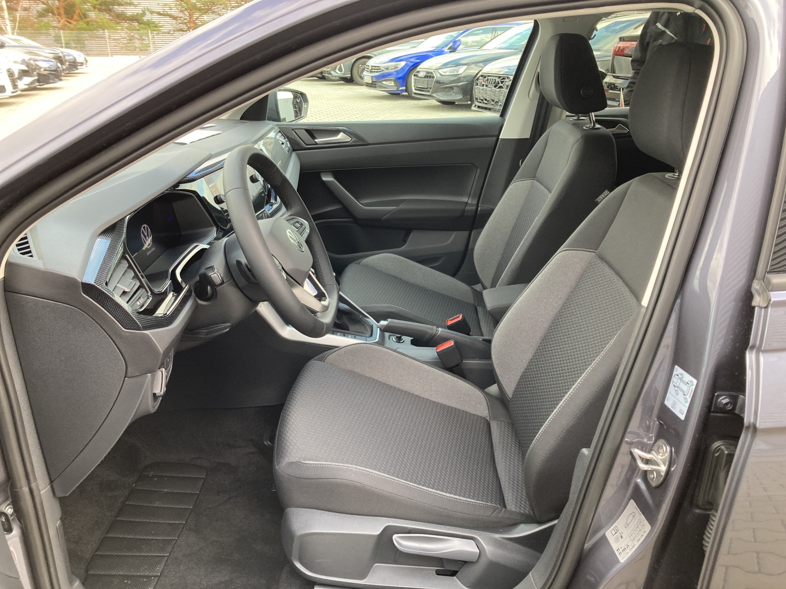 Polo TSI DSG Life LED TravelAssist Kamera AppConnect