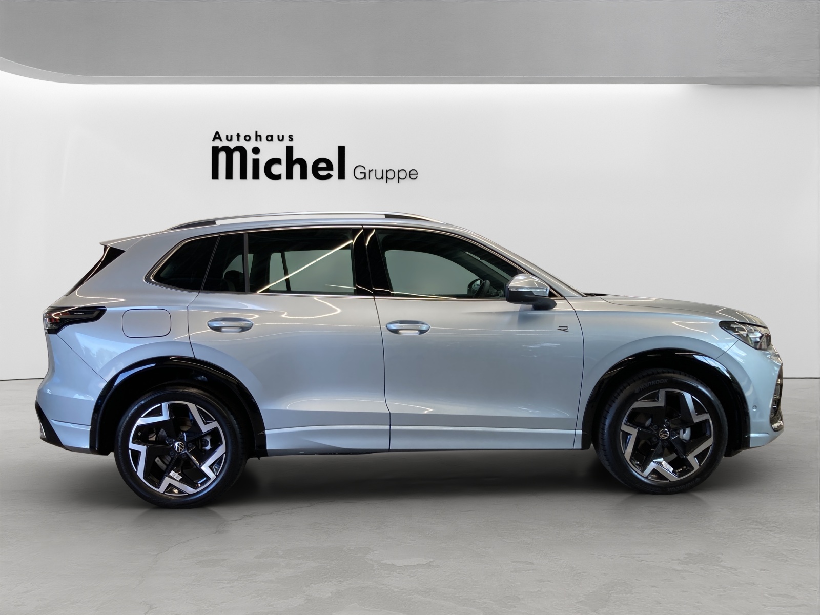 Tiguan eTSI DSG R-Line IQ-Light HeadUp AHK