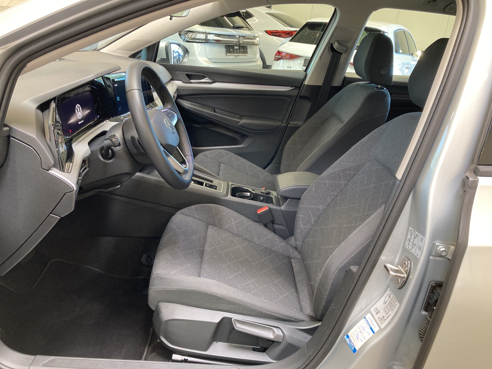 Golf Variant eTSI DSG Life LED-Plus TravelAssist Navi AHK