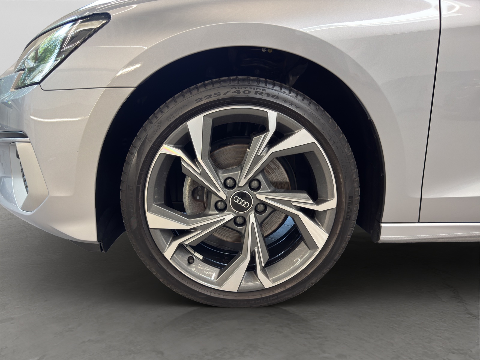 A3 Limousine 35 TFSI advanced S line B&O LED Navi