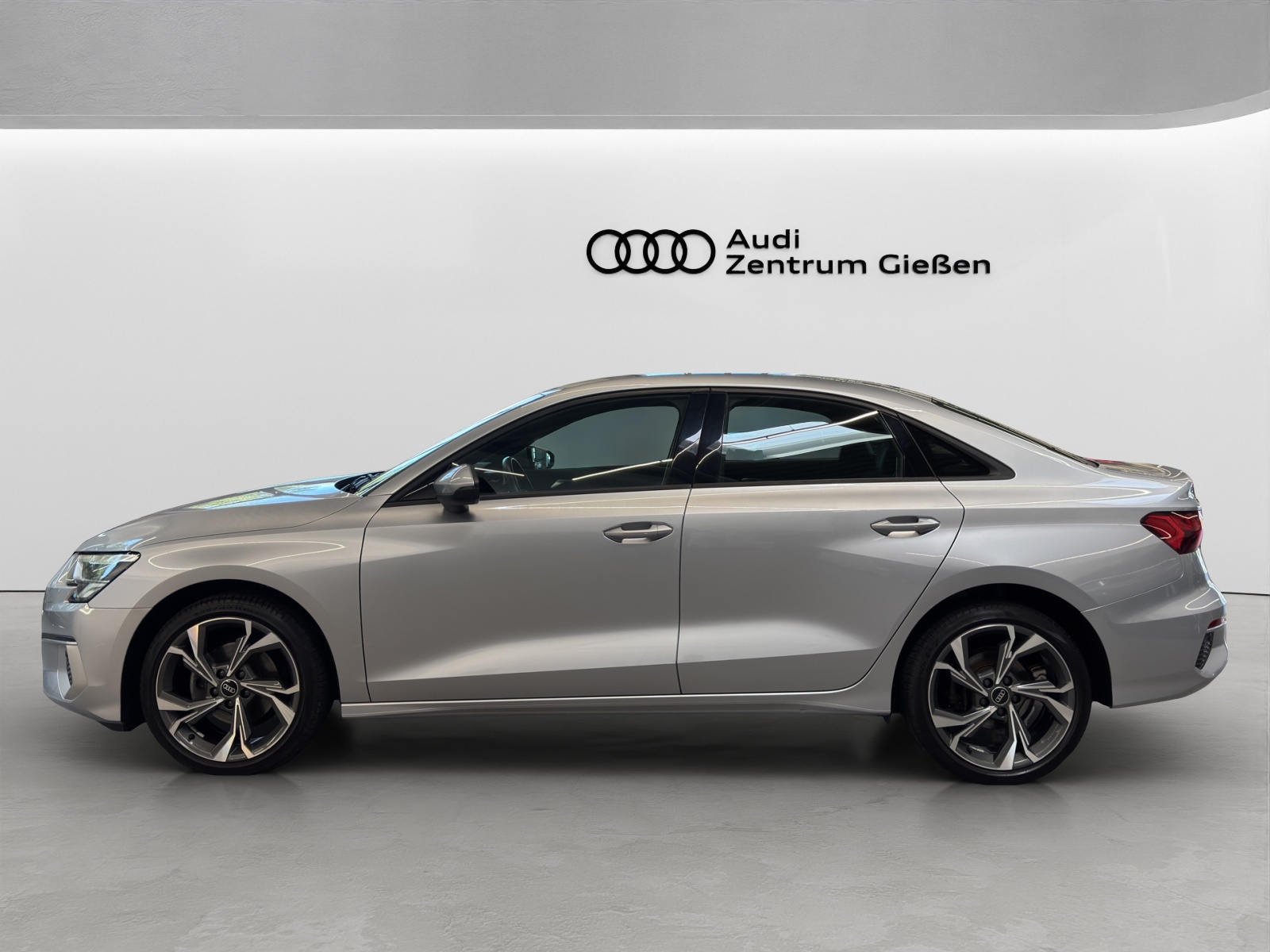 A3 Limousine 35 TFSI advanced S line B&O LED Navi