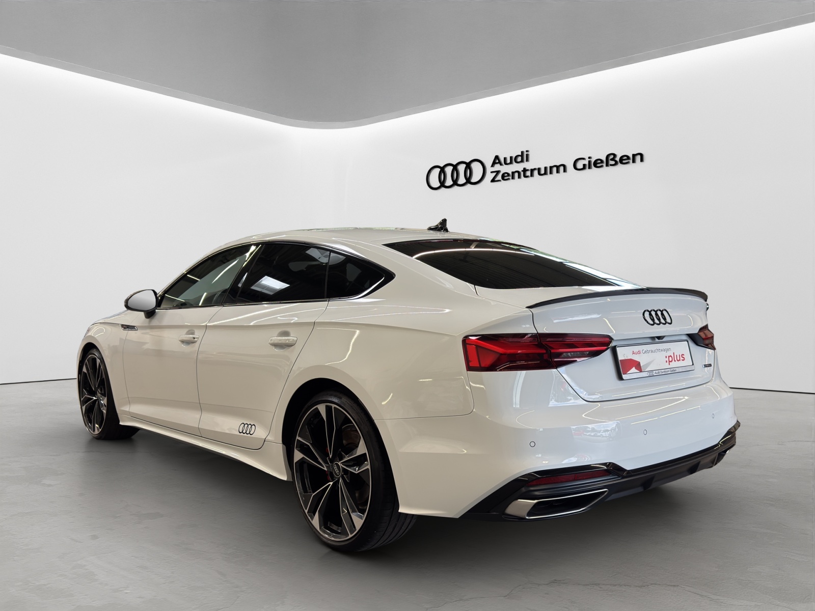 A5 Sportback 40 TDI quattro S line Black AHK Pano Matrix-LED