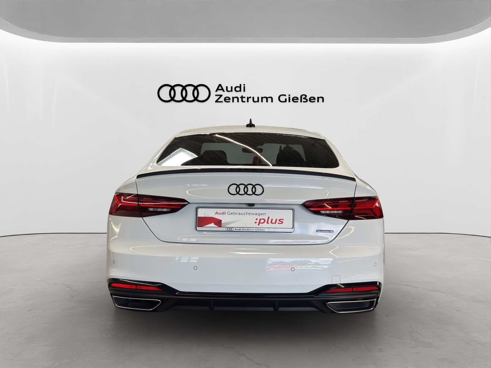 A5 Sportback 40 TDI quattro S line Black AHK Pano Matrix-LED