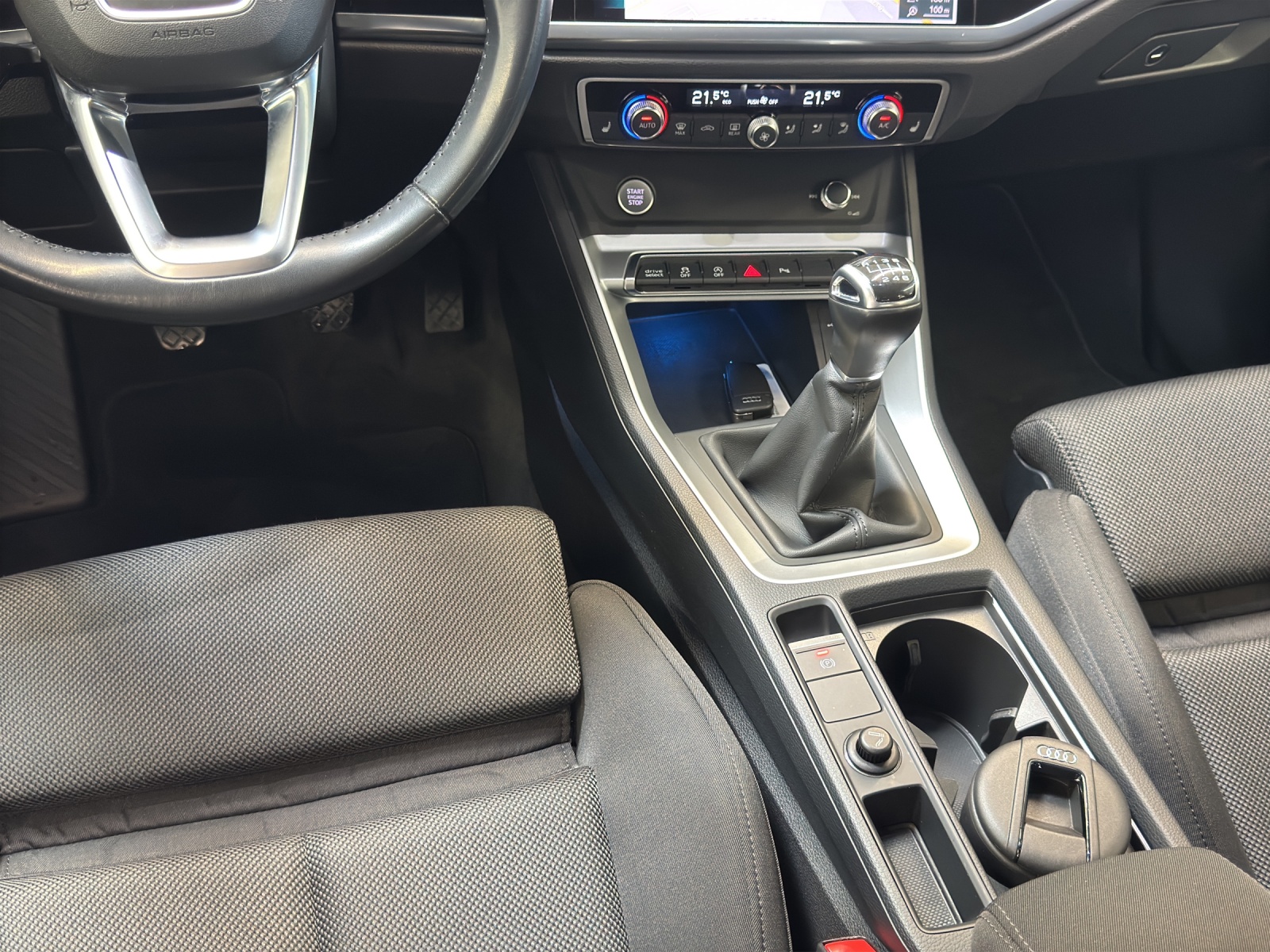 Q3 35 TDI quattro S line Black Navi AHK LED