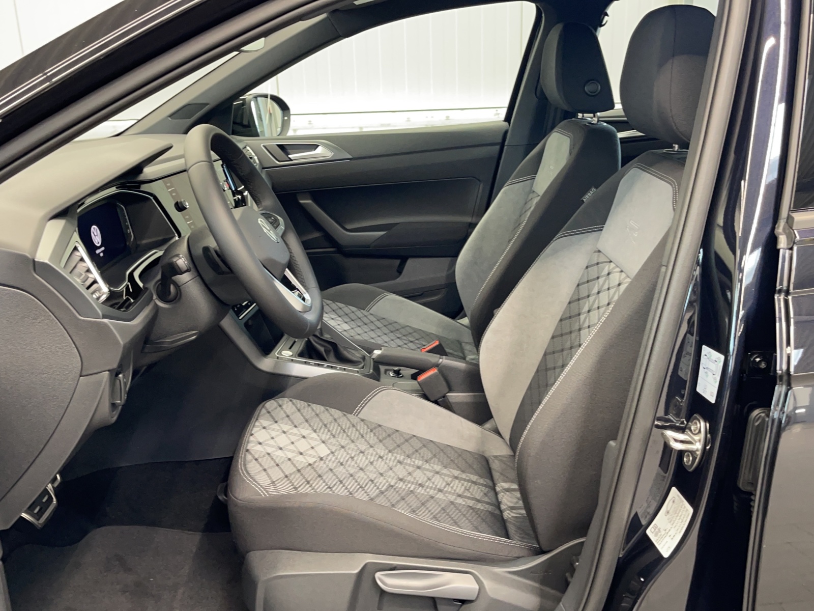 Taigo TSI DSG R-Line IQ-Light Alu-18Zoll Kamera