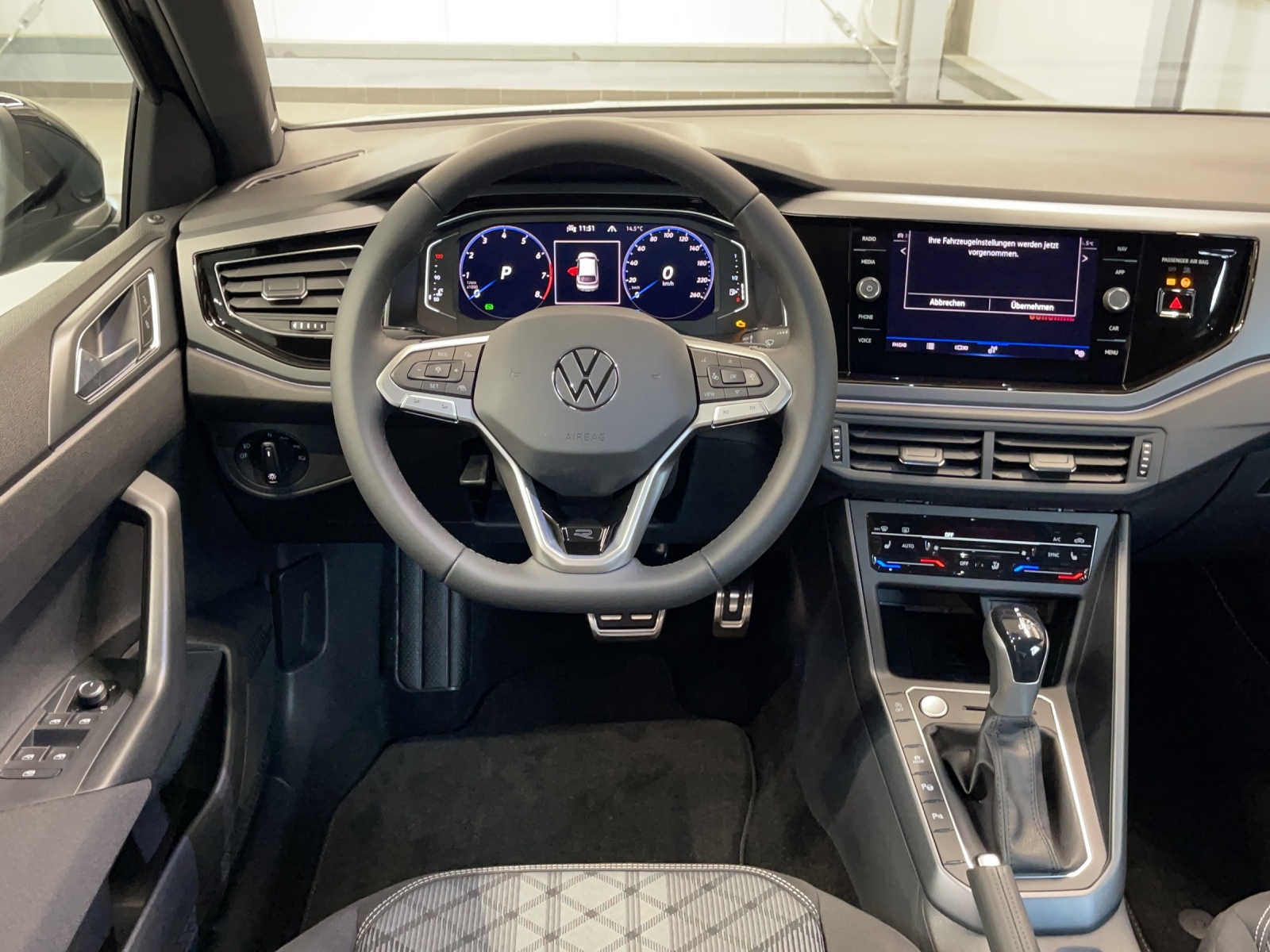 Taigo TSI DSG R-Line IQ-Light Alu-18Zoll Kamera