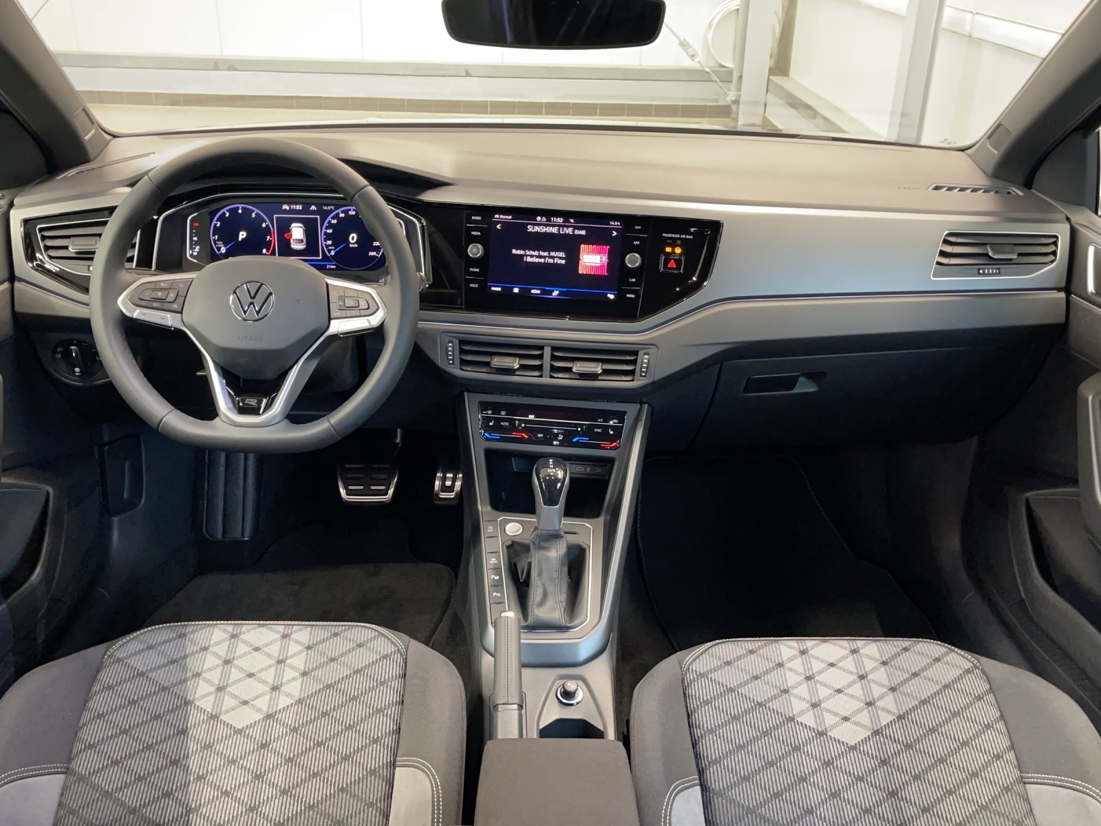 Taigo TSI DSG R-Line IQ-Light Alu-18Zoll Kamera