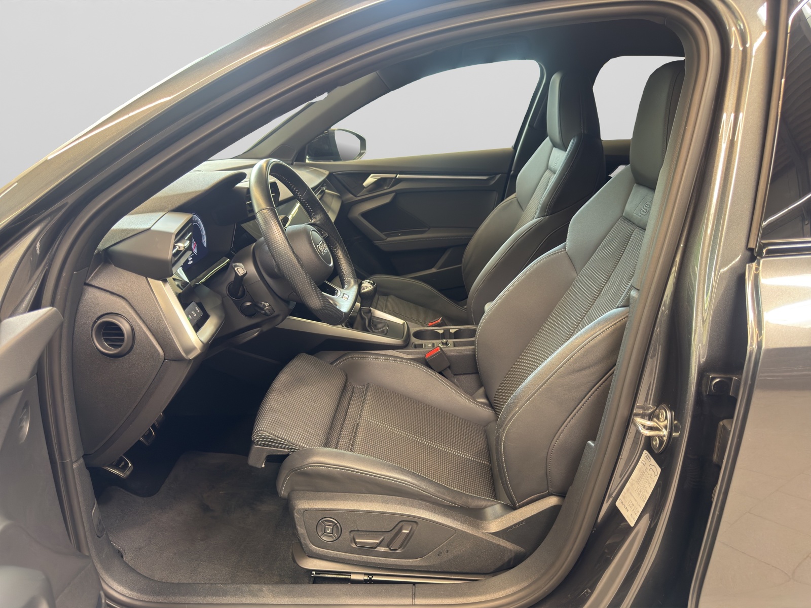 A3 Sportback 30 TDI S line Black B&O HuD AHK Matrix