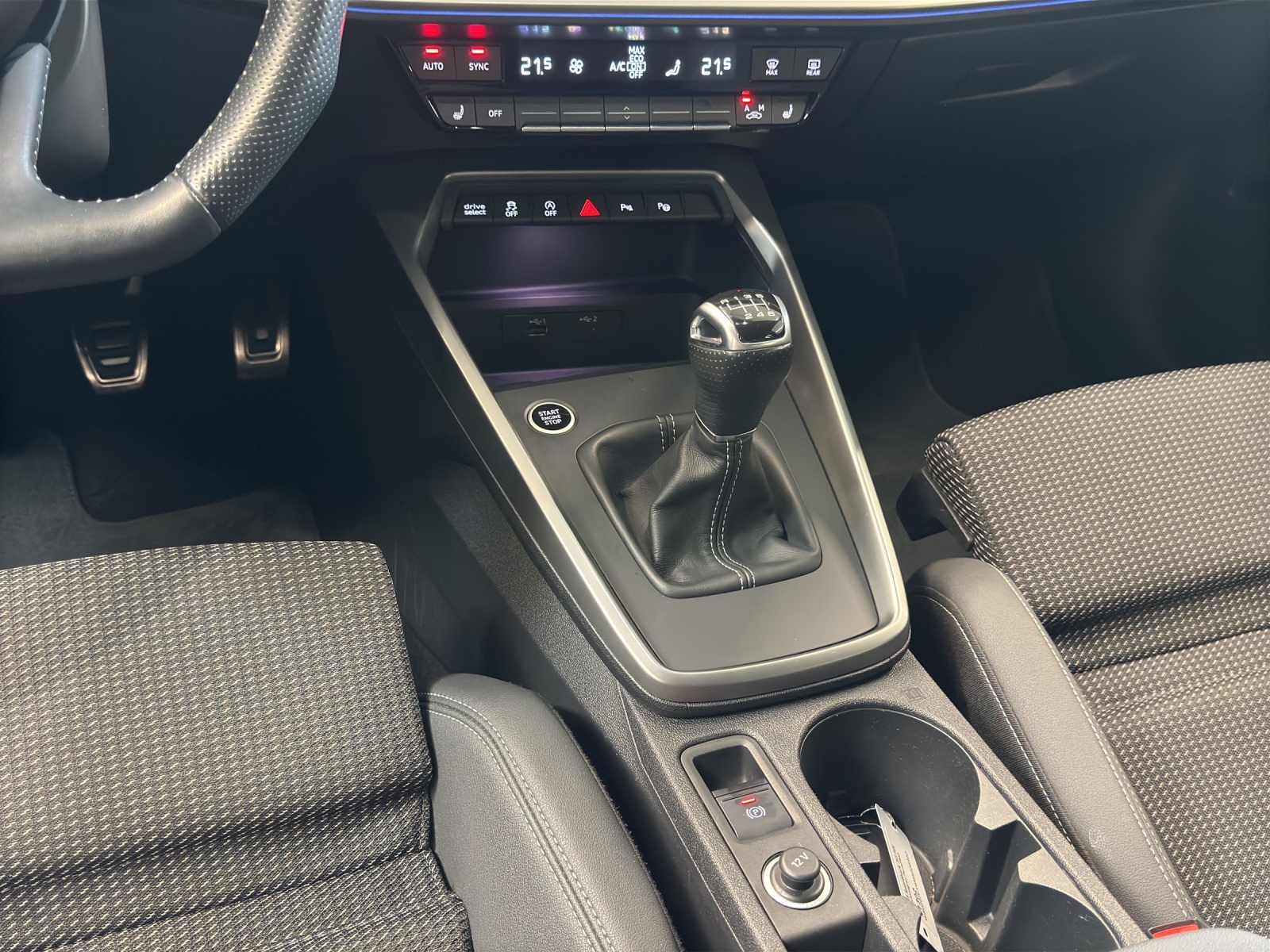 A3 Sportback 30 TDI S line Black B&O HuD AHK Matrix