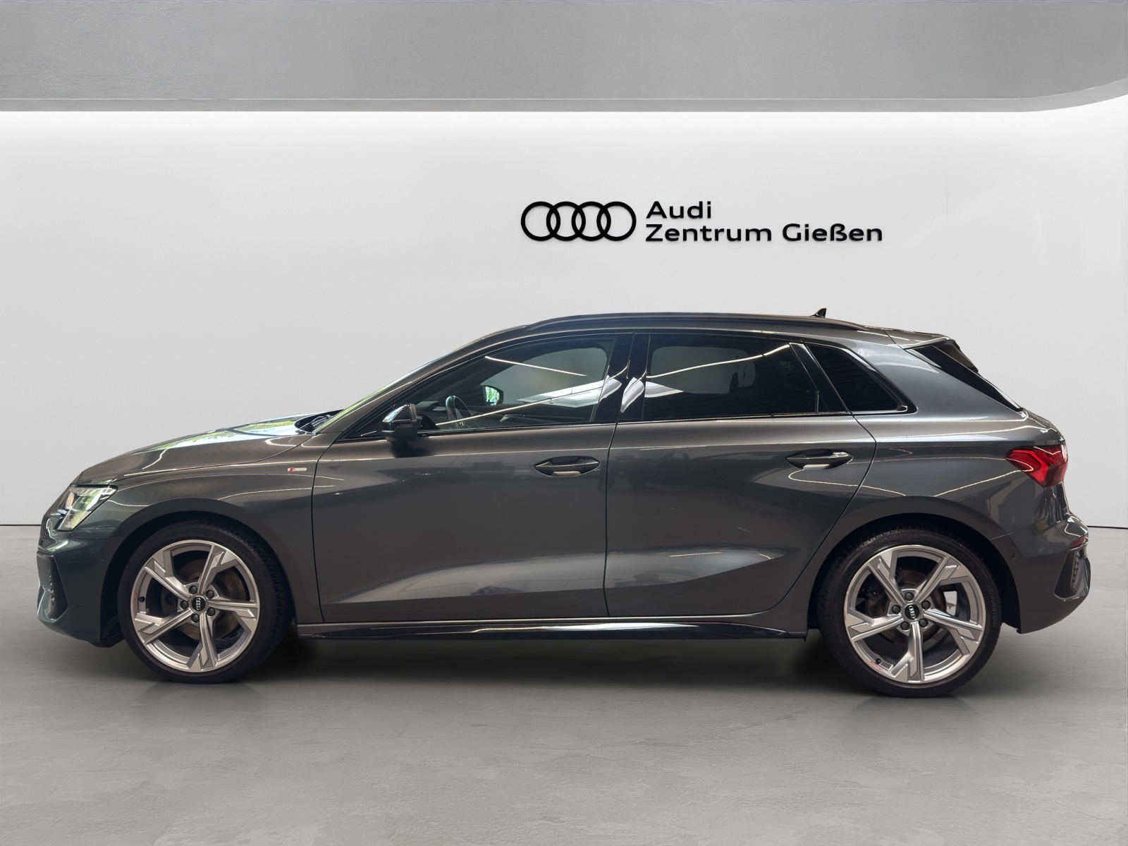 A3 Sportback 30 TDI S line Black B&O HuD AHK Matrix