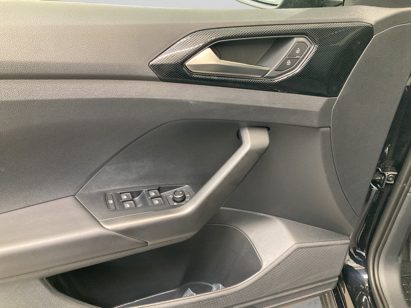 T-Cross TSI DSG Life IQ-Light TravelAssist AHK Kamera