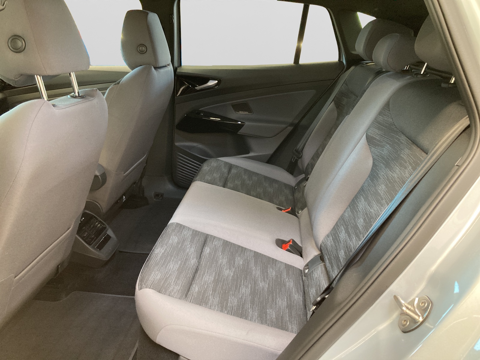 ID.4 Pro 210 kW/77kWh Wärmepumpe IQ-Light TravelAssist