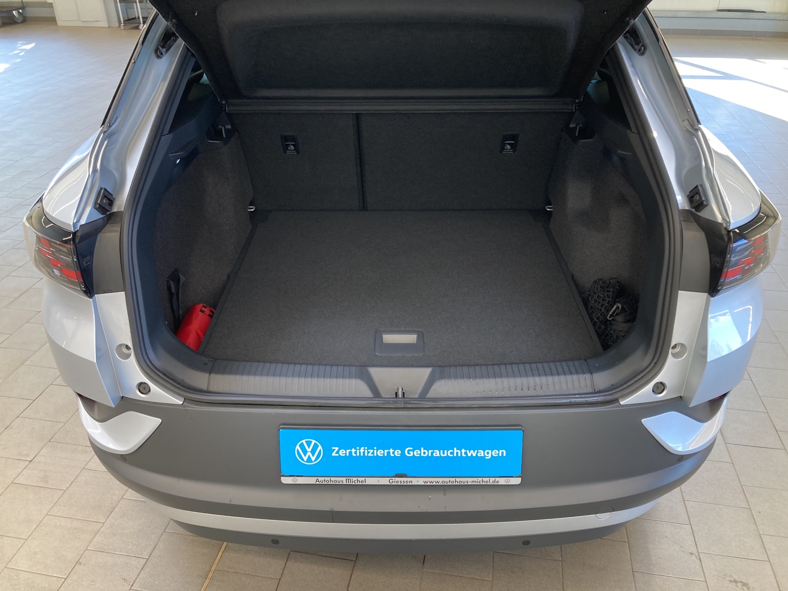 ID.4 Pro 210 kW/77kWh Wärmepumpe IQ-Light TravelAssist