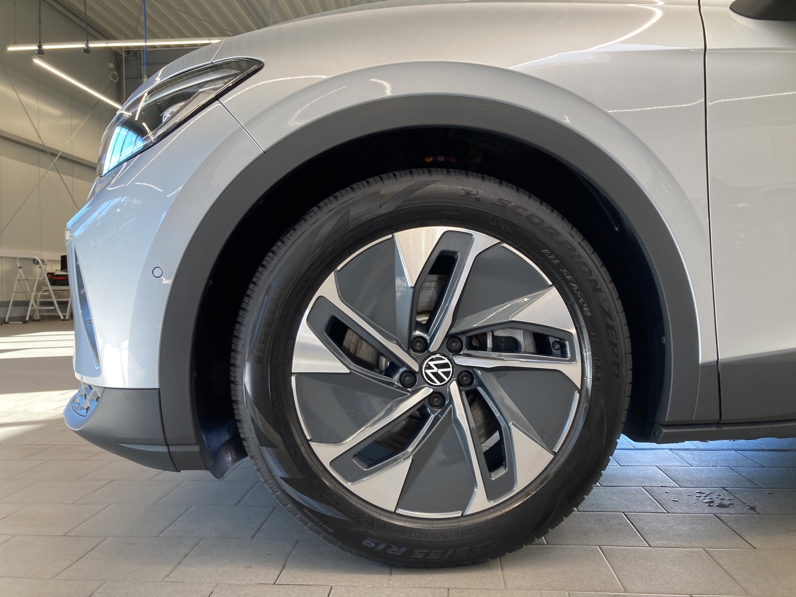 ID.4 Pro 210 kW/77kWh Wärmepumpe IQ-Light TravelAssist