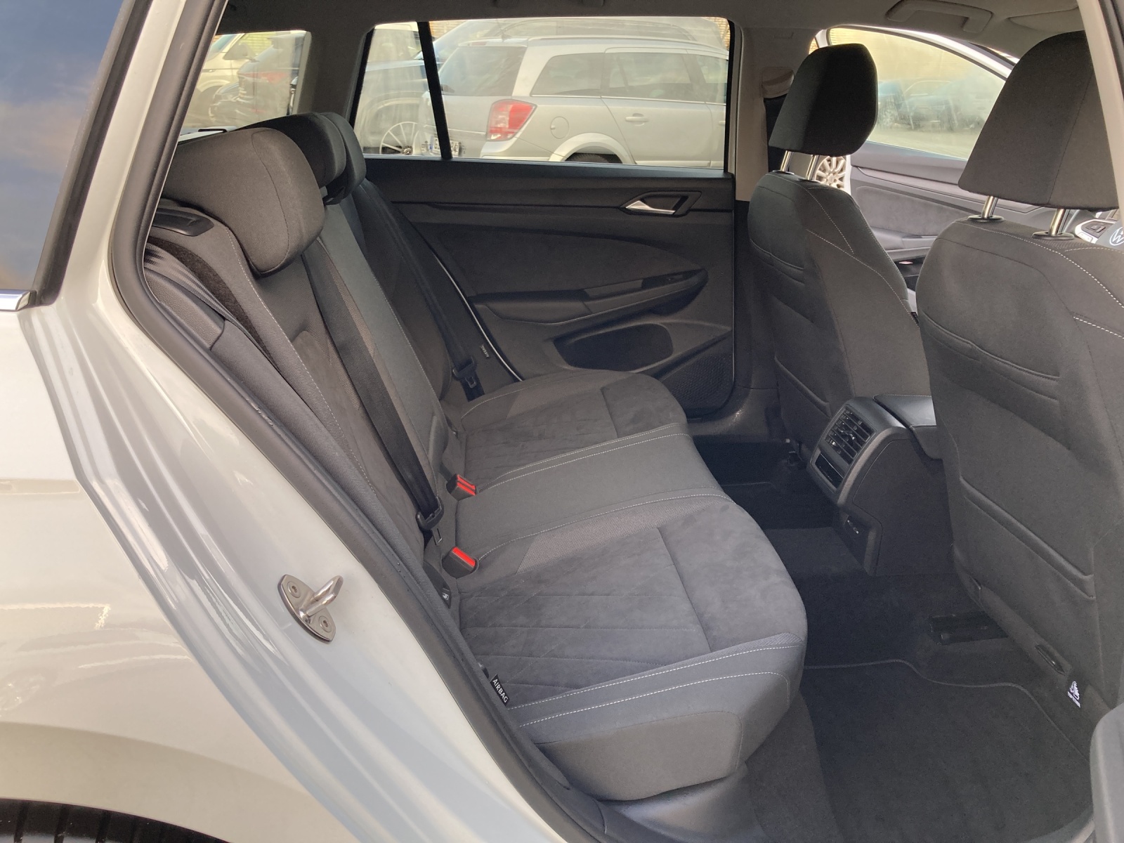 Golf 8 Variant TSI DSG Style ErgoAct. Kamera