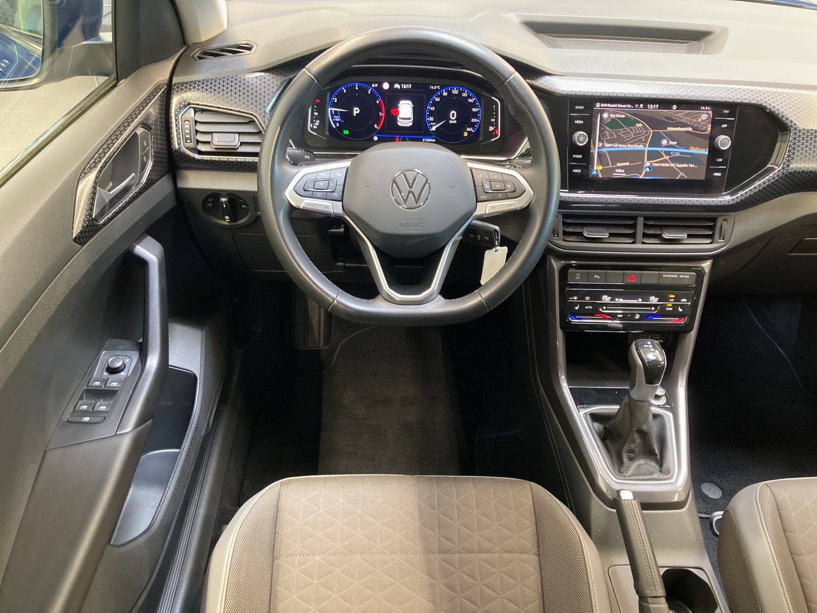 T-Cross TSI DSG Style LED TravelAssist Navi
