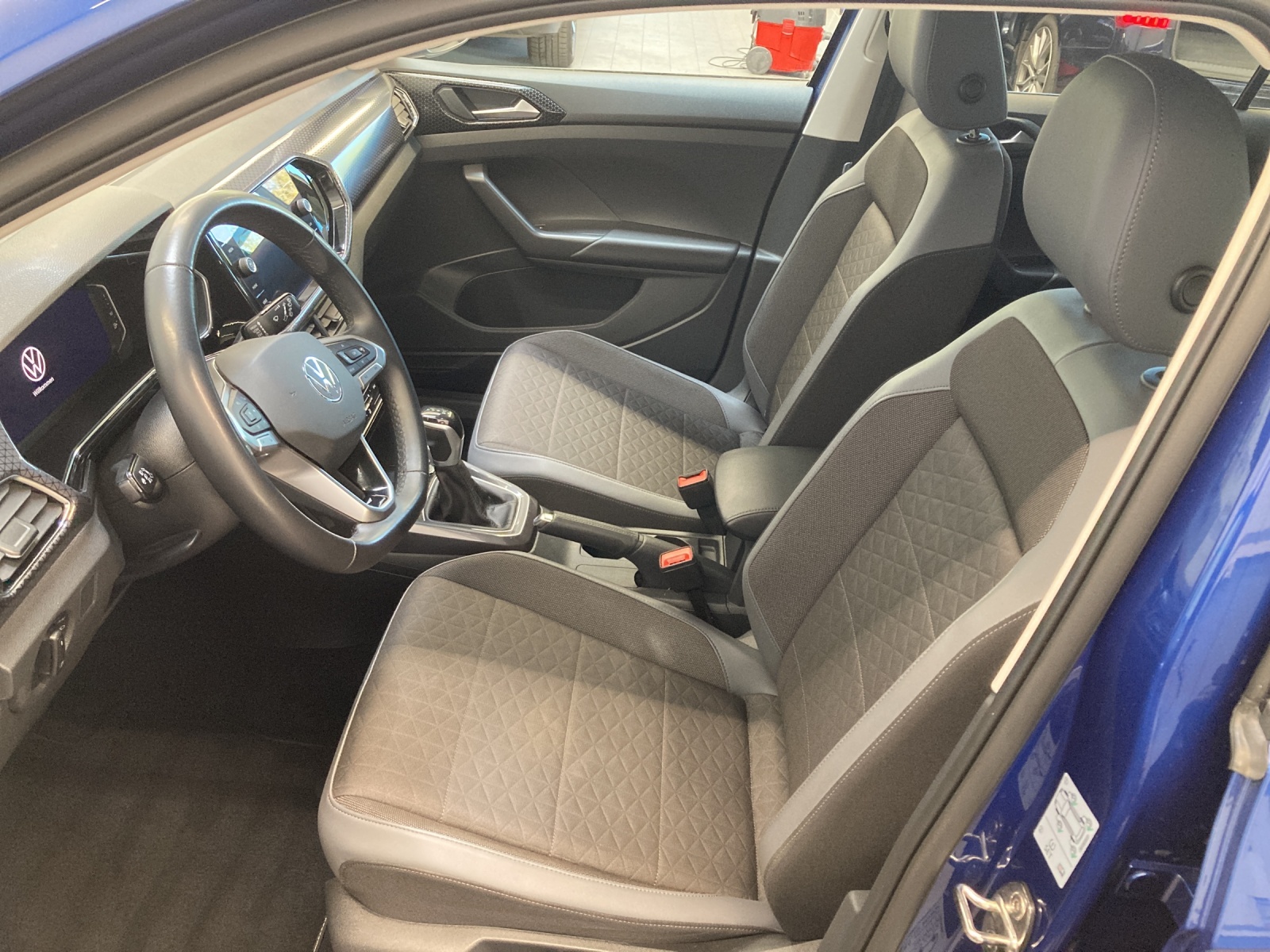 T-Cross TSI DSG Style LED TravelAssist Navi