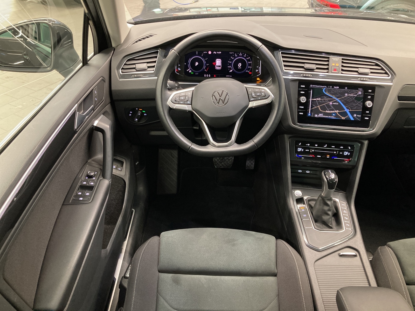 Tiguan TSI Plugin-Hybrid DSG Elegance IQ-Light AHK ErgoAct.