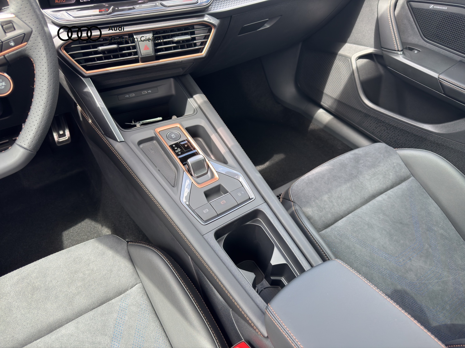 Formentor 2.0 TSI 4Drive DSG VZ MATRIX PANO Sennheiser
