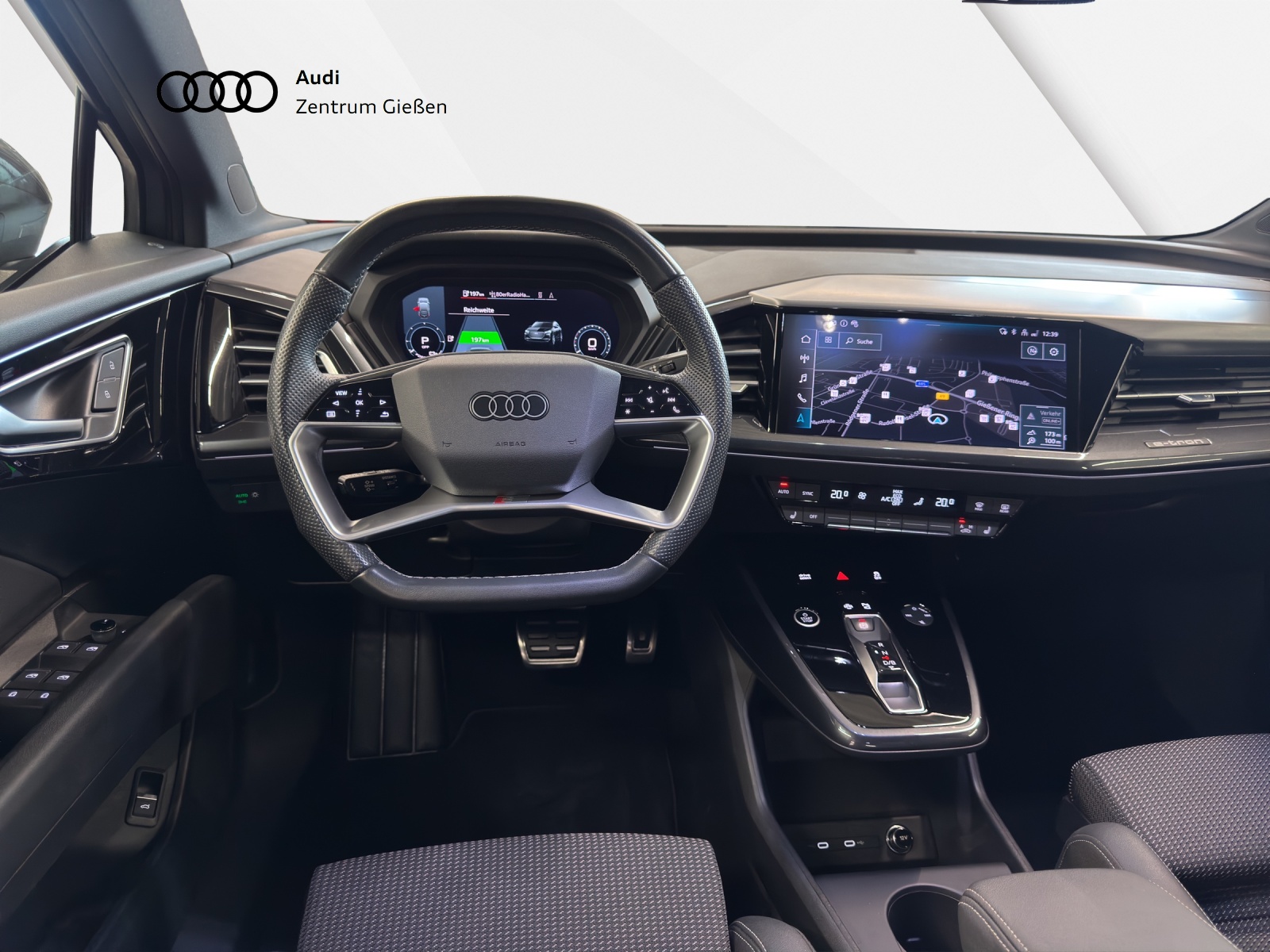 Q4 e-tron Sportback 40 S line Black Assistenzpaket Navi