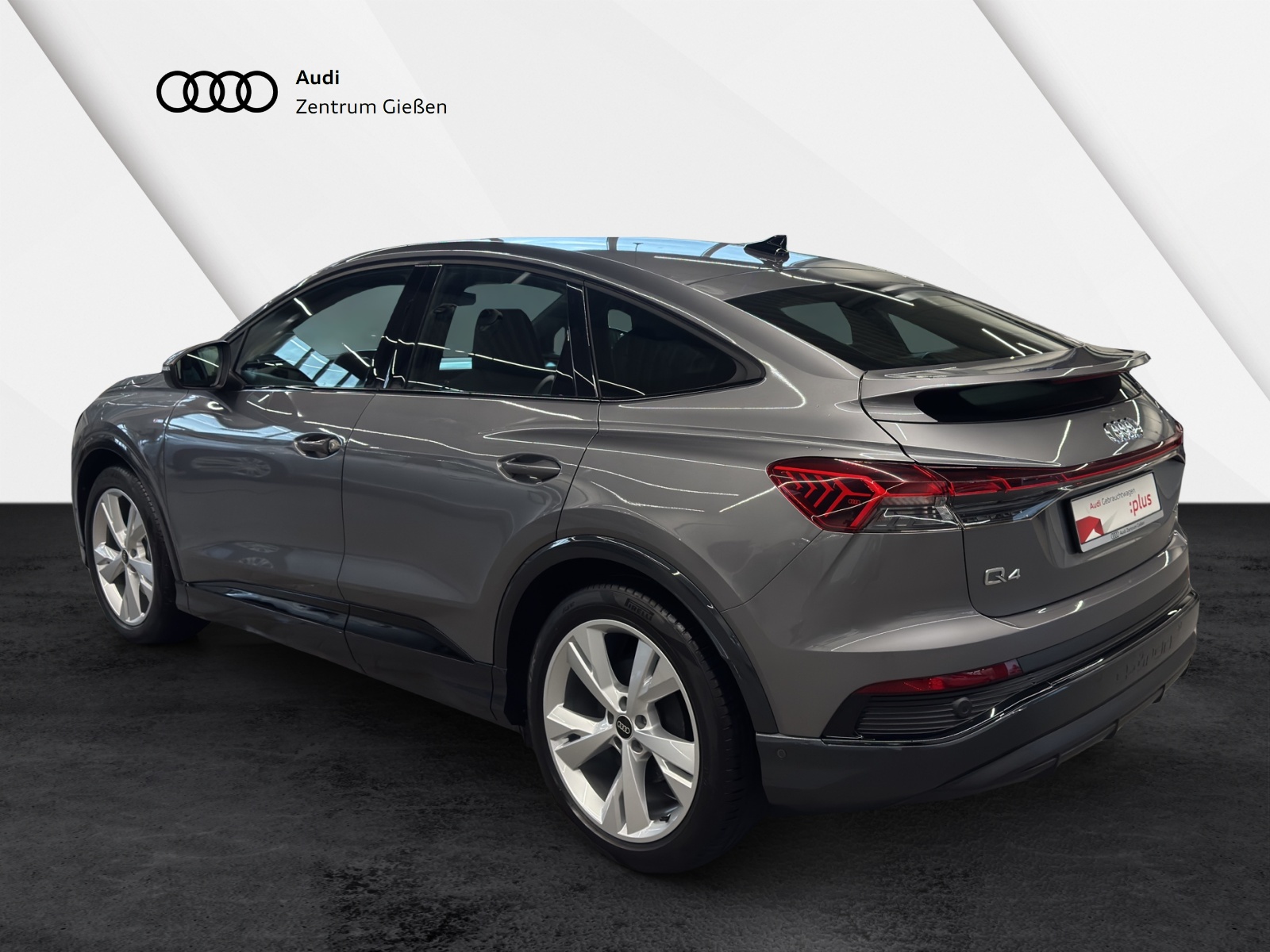 Q4 e-tron Sportback 40 S line Black Assistenzpaket Navi