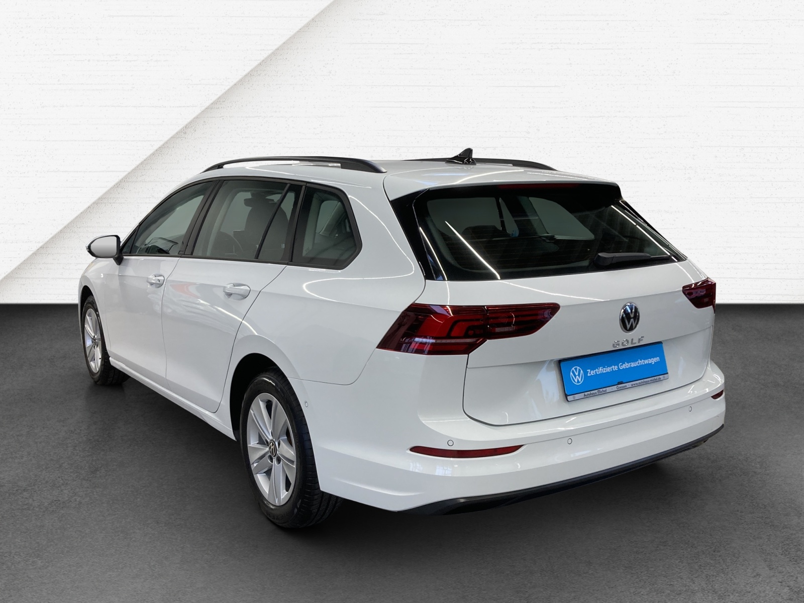 Golf 8 Variant 1.5 TSI Life LED Navi TravelAssist