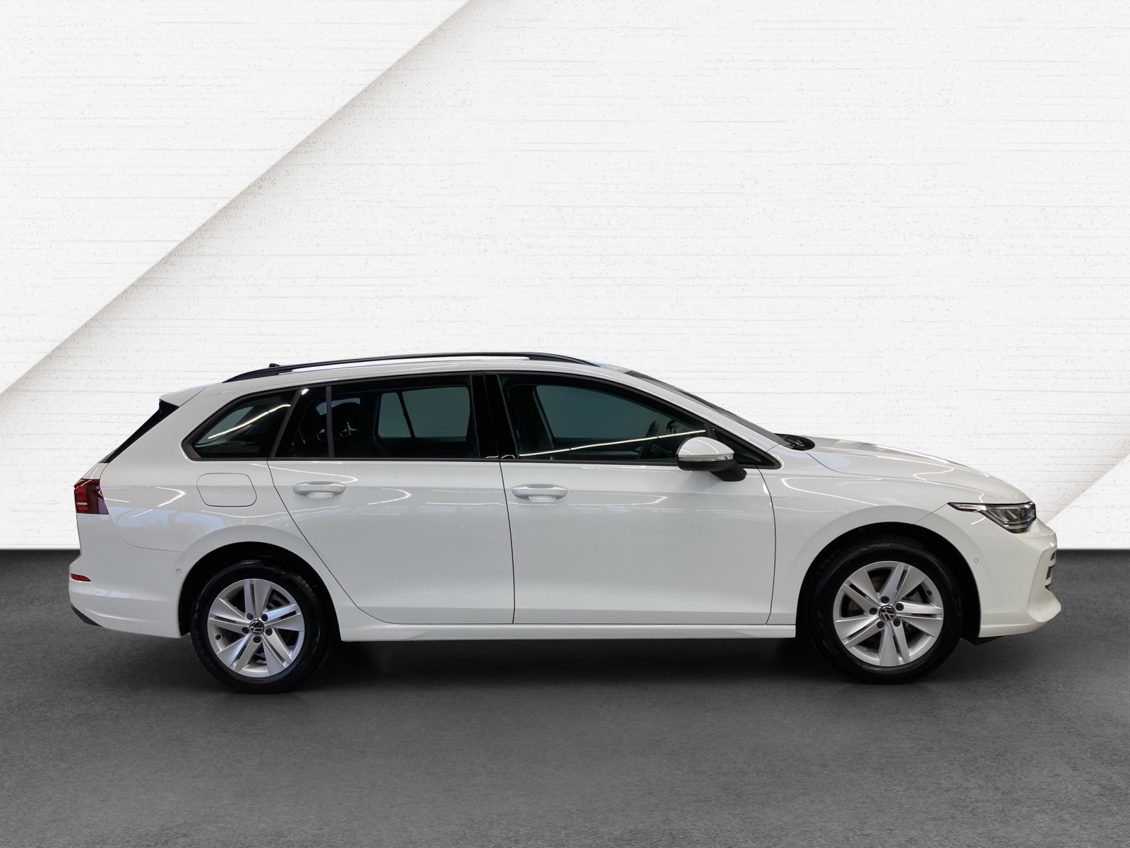 Golf 8 Variant 1.5 TSI Life LED Navi TravelAssist