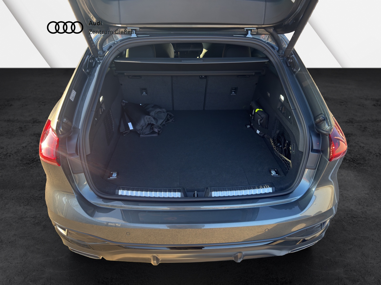 A5 Avant e-hybrid quattro S line Black AHK Kamera Navi