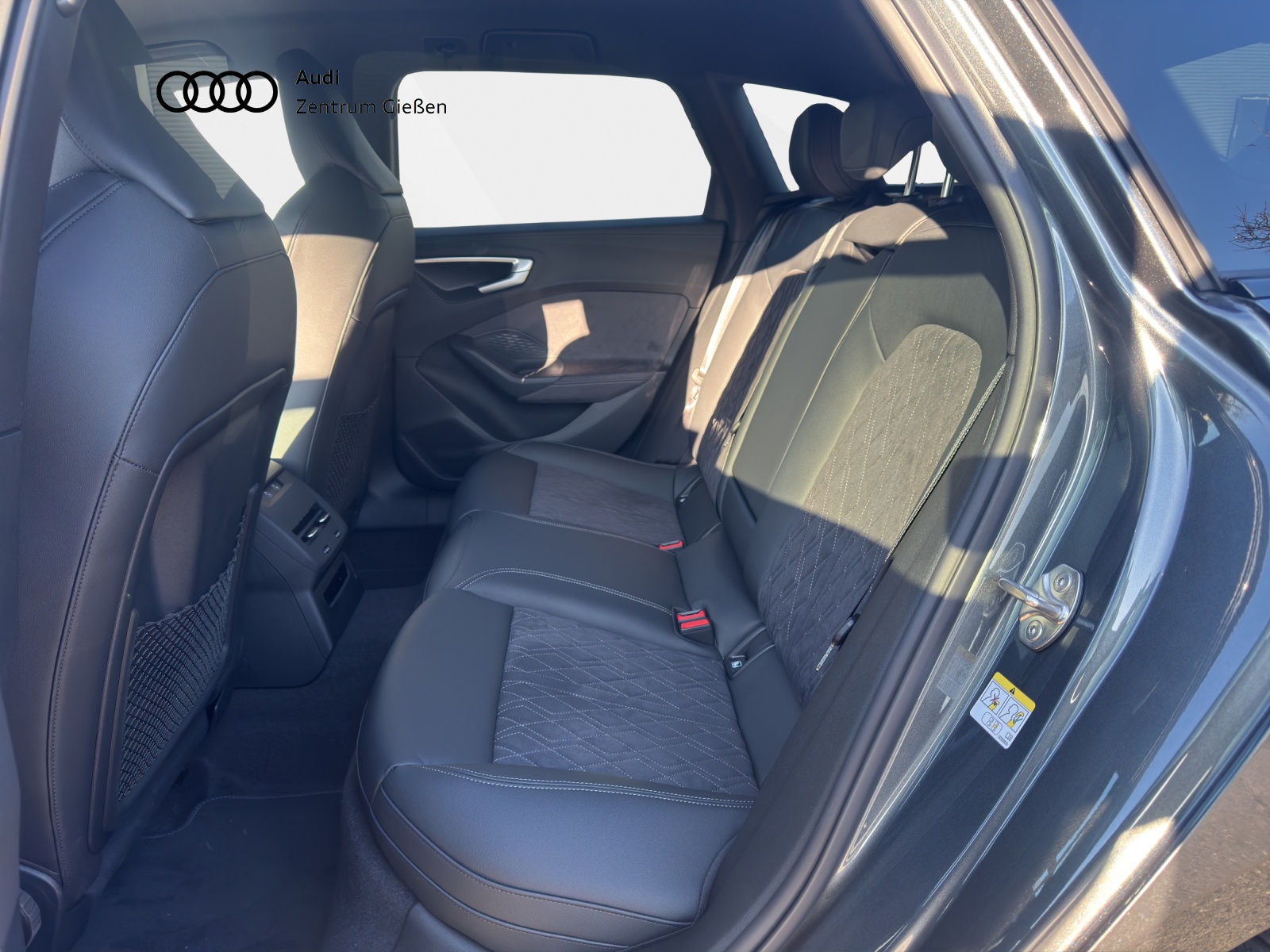 A5 Avant e-hybrid quattro S line Black AHK Kamera Navi