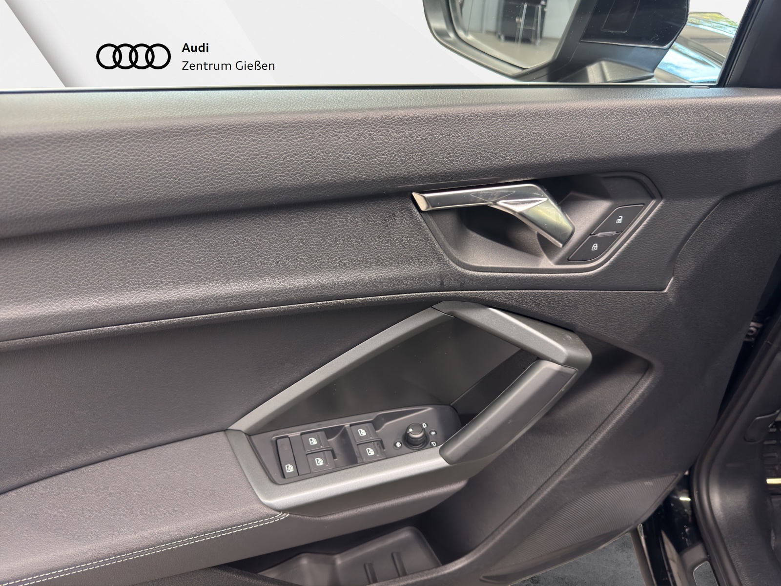 Q3 Sportback 35 TDI S-tronic S line Assistenzpaket LED