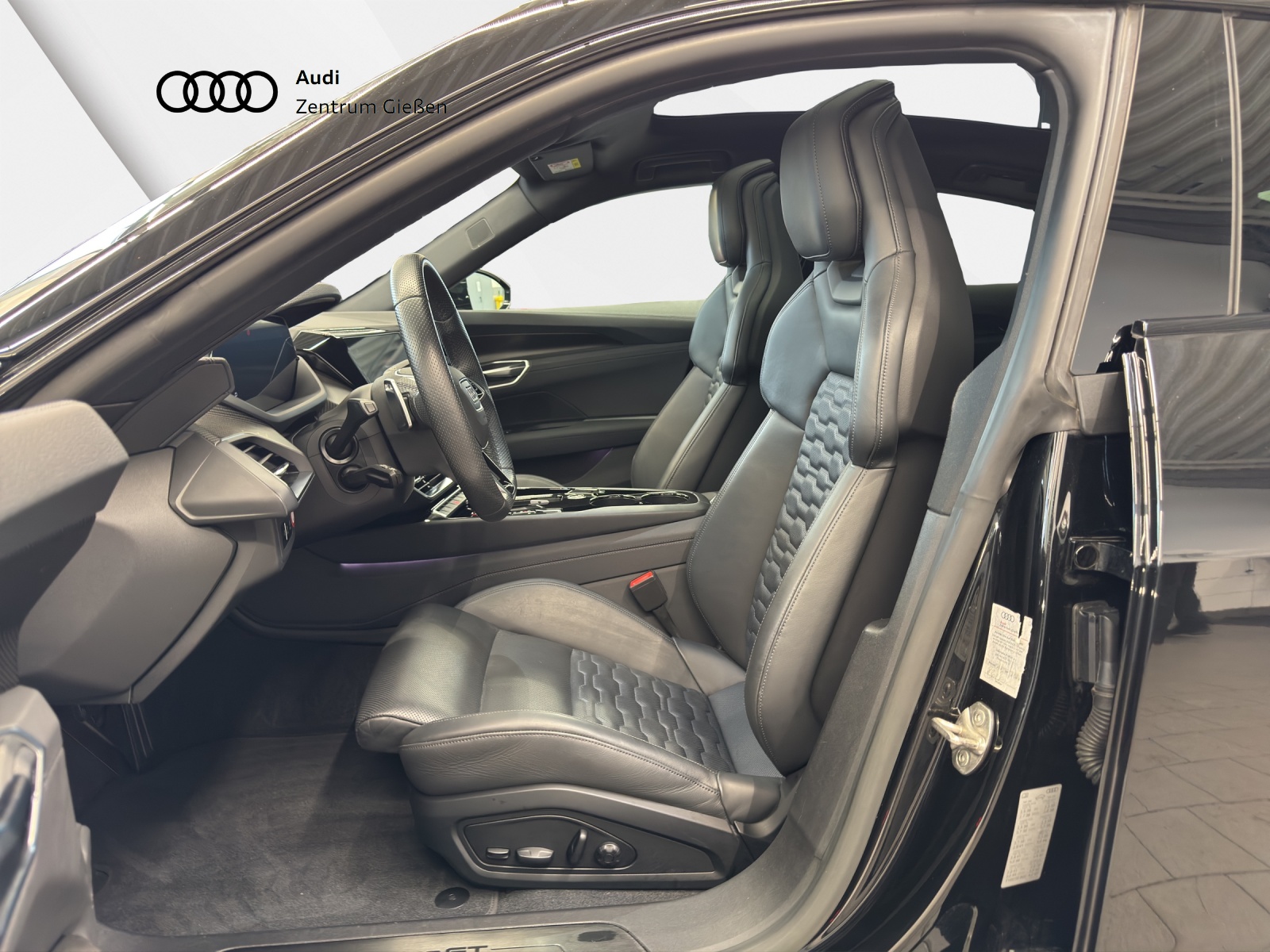 e-tron GT quattro Black B&O HuD Matrix-LED 360°Kamera