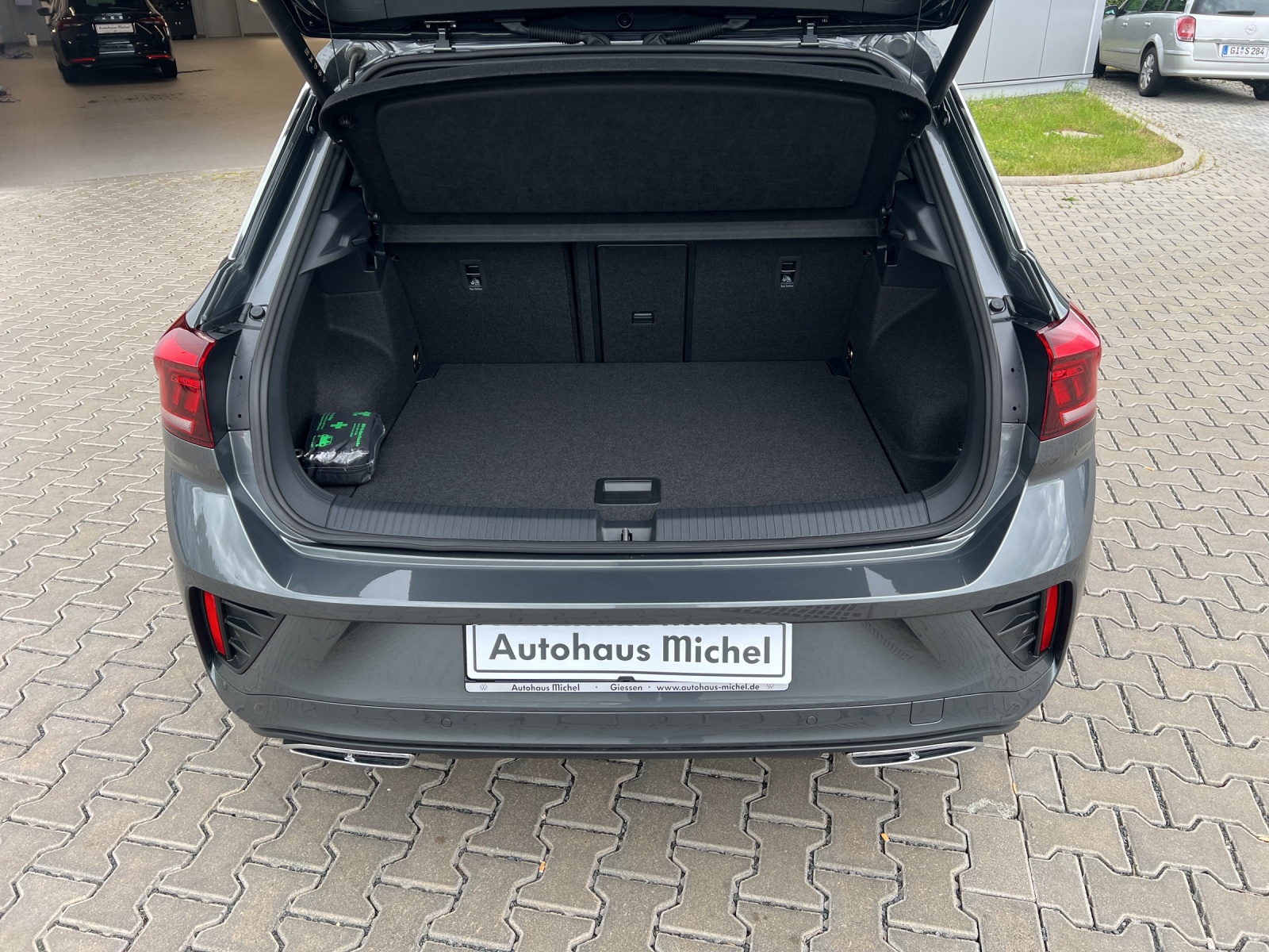 T-Roc TSI DSG 4M R-Line AHK Alu-19Zoll