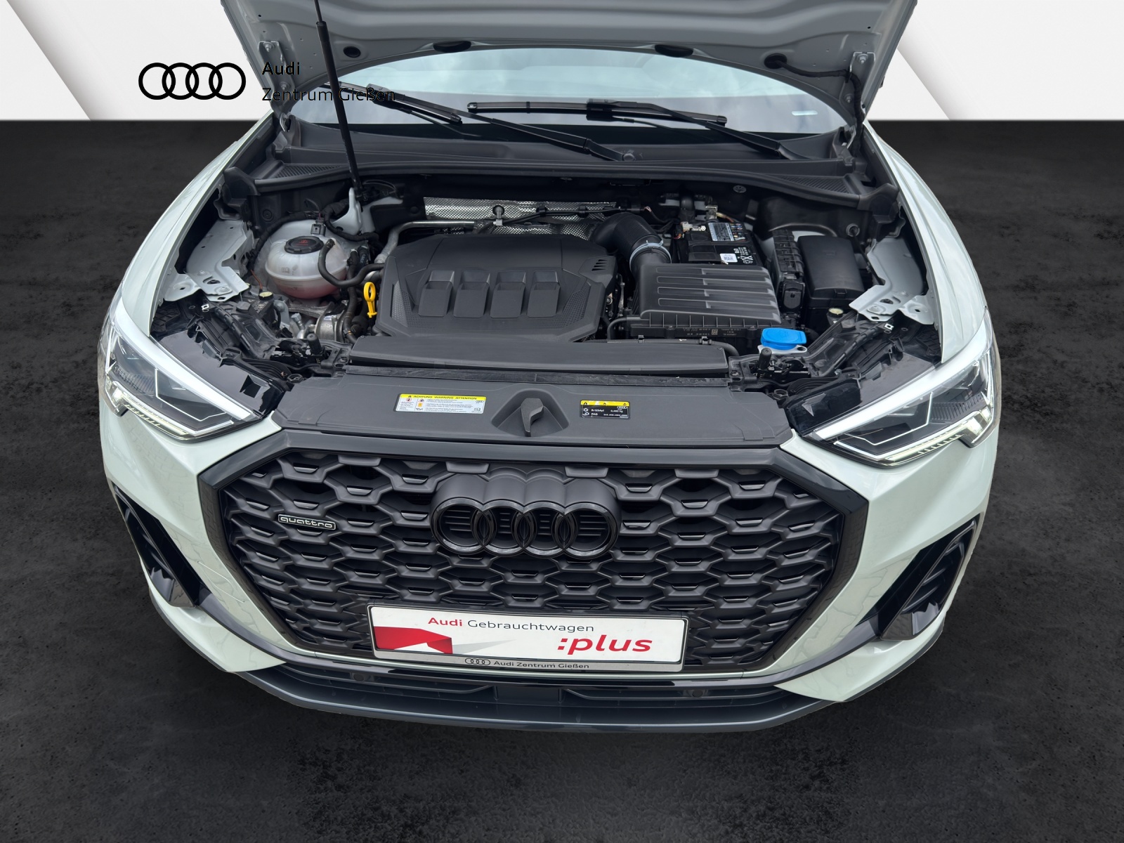 Q3 Sportback 40 TFSI quattro S line Black AHK Navi LED