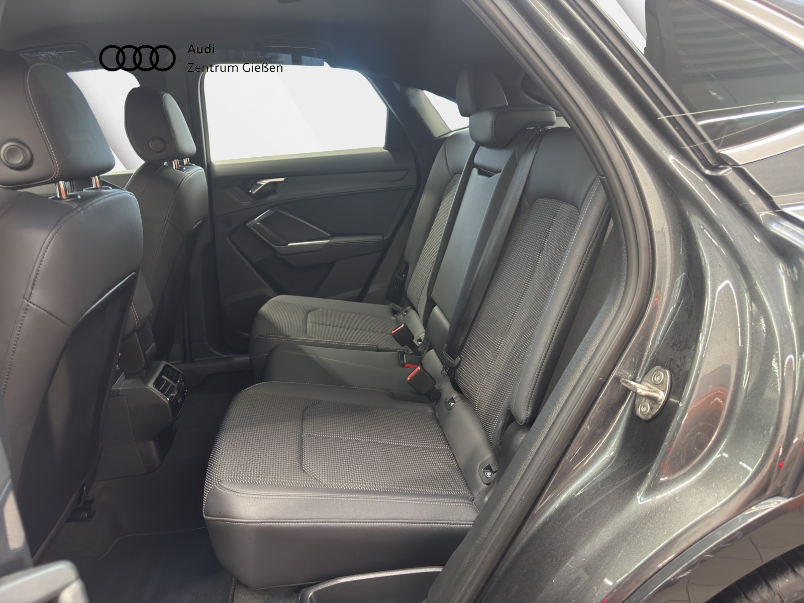 Q3 Sportback 35 TDI S line Assistenzpaket LED