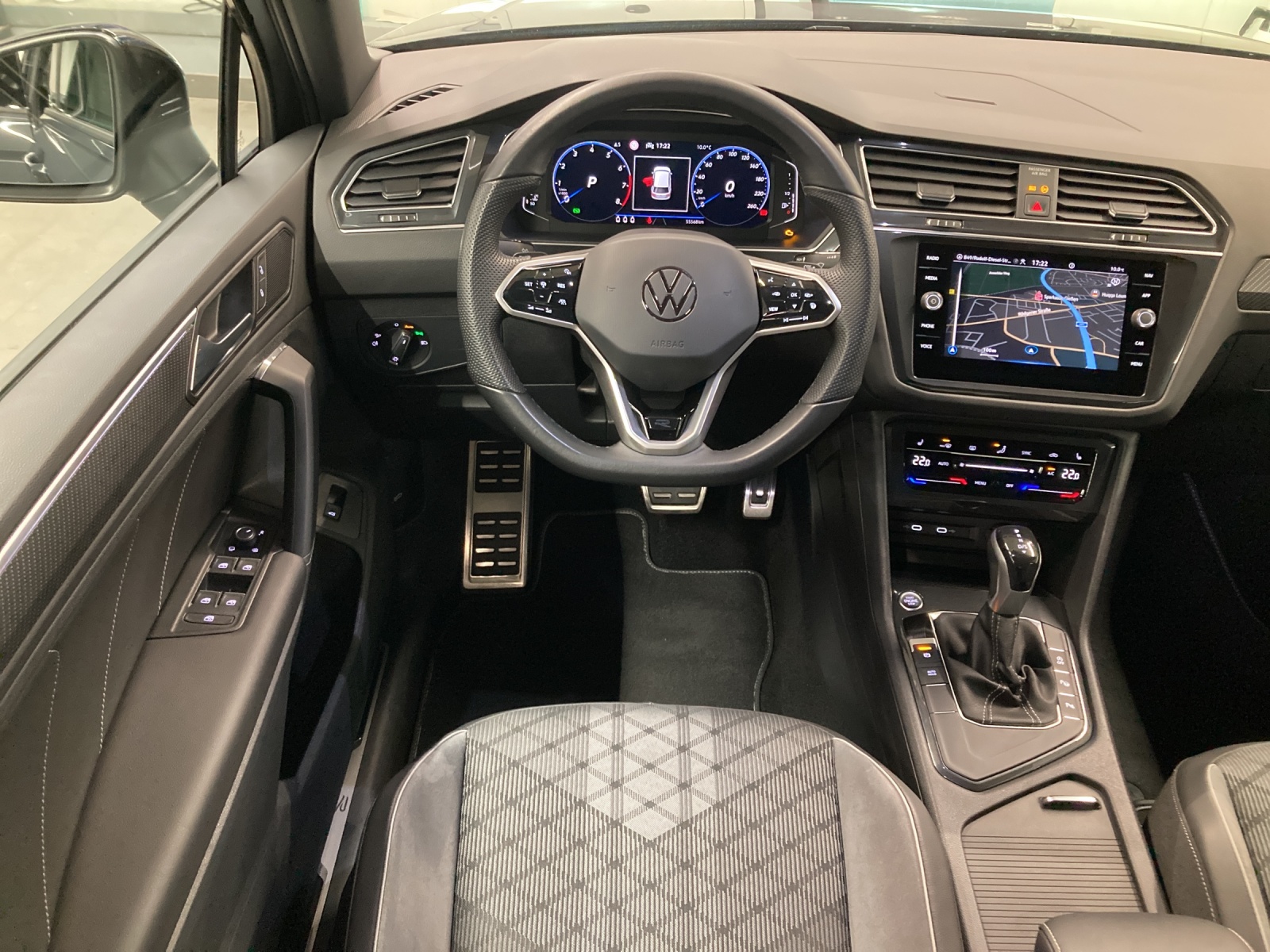 Tiguan TSI DSG R-Line Black Style IQ-Light AHK