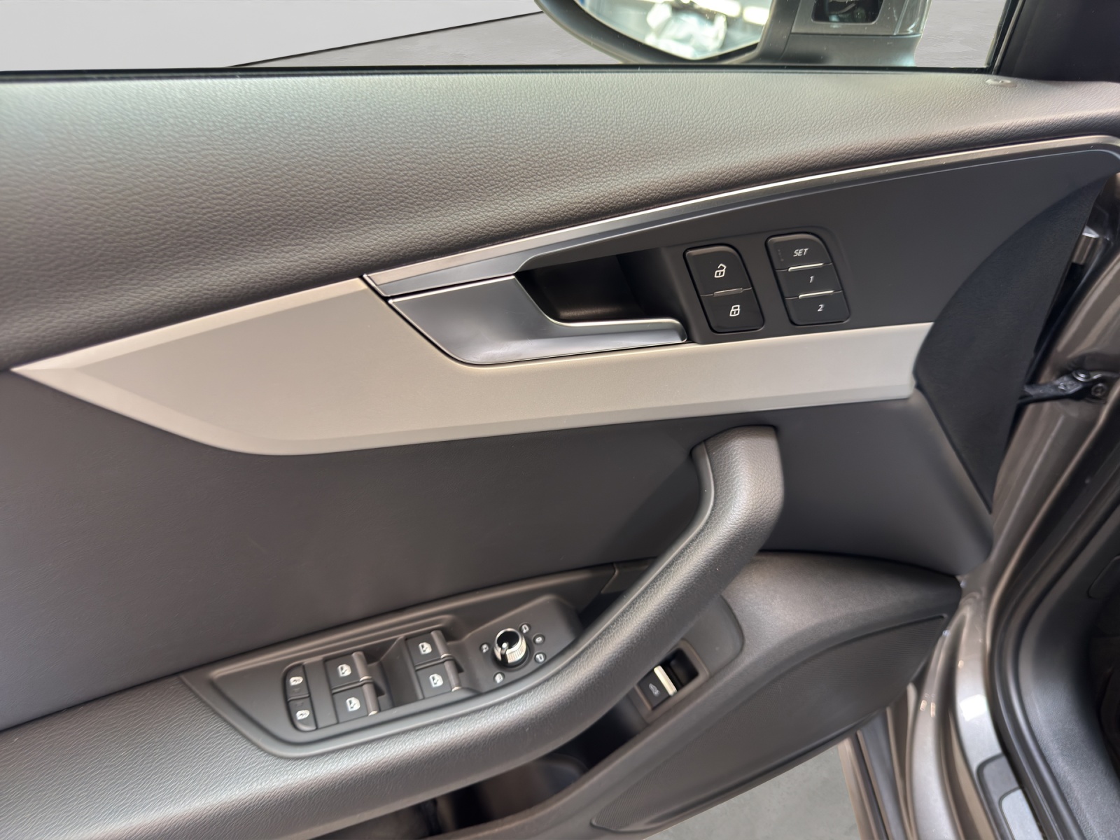A4 Avant 35 TFSI S-tronic advanced LED Navi Assistenzpaket Tour