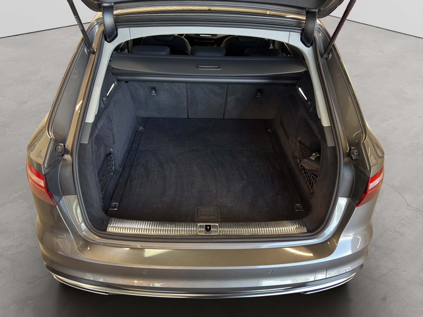 A4 Avant 35 TFSI S-tronic advanced LED Navi Assistenzpaket Tour