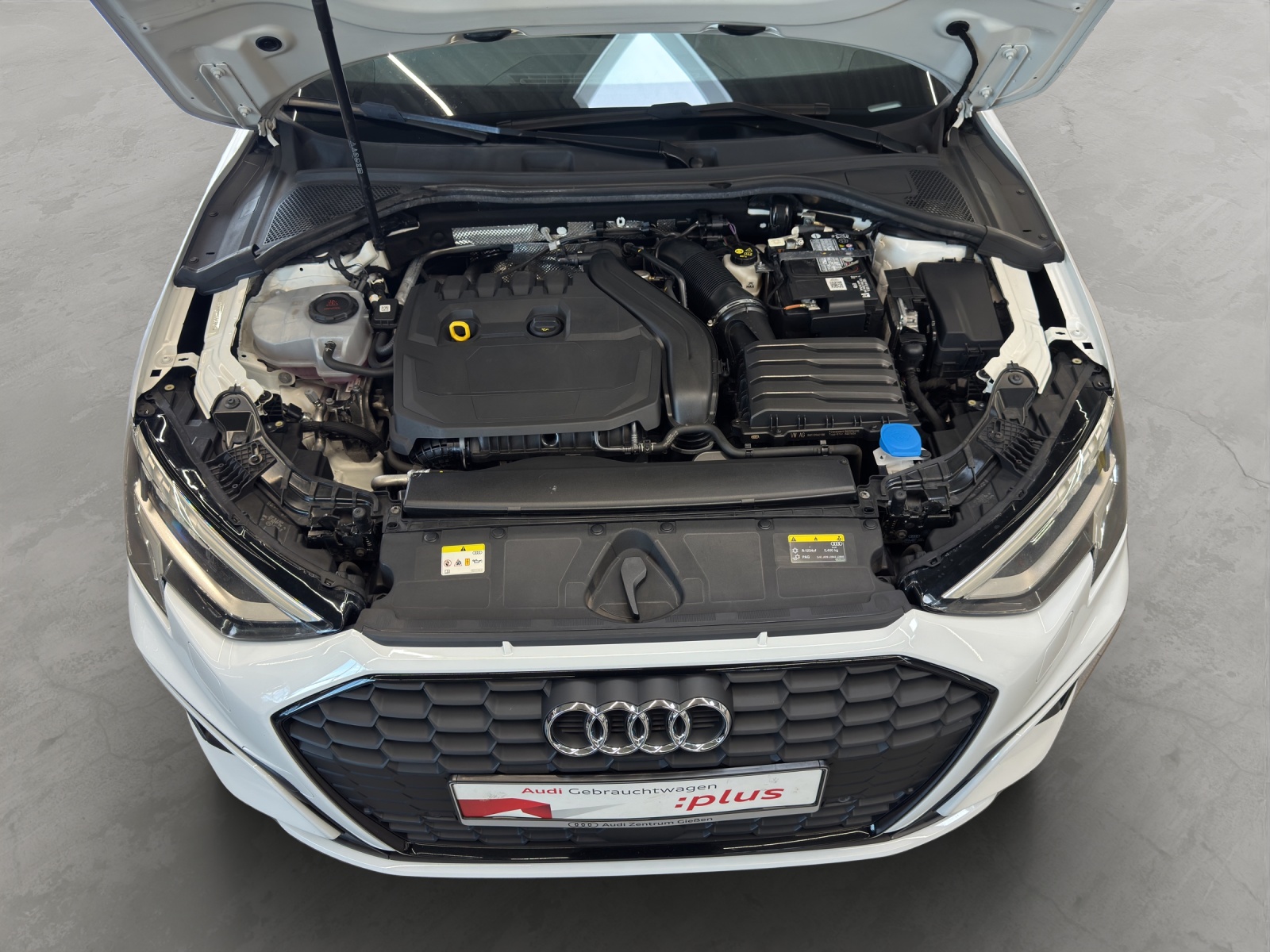A3 Limousine 35 TFSI S line Black LED Kamera Navi 