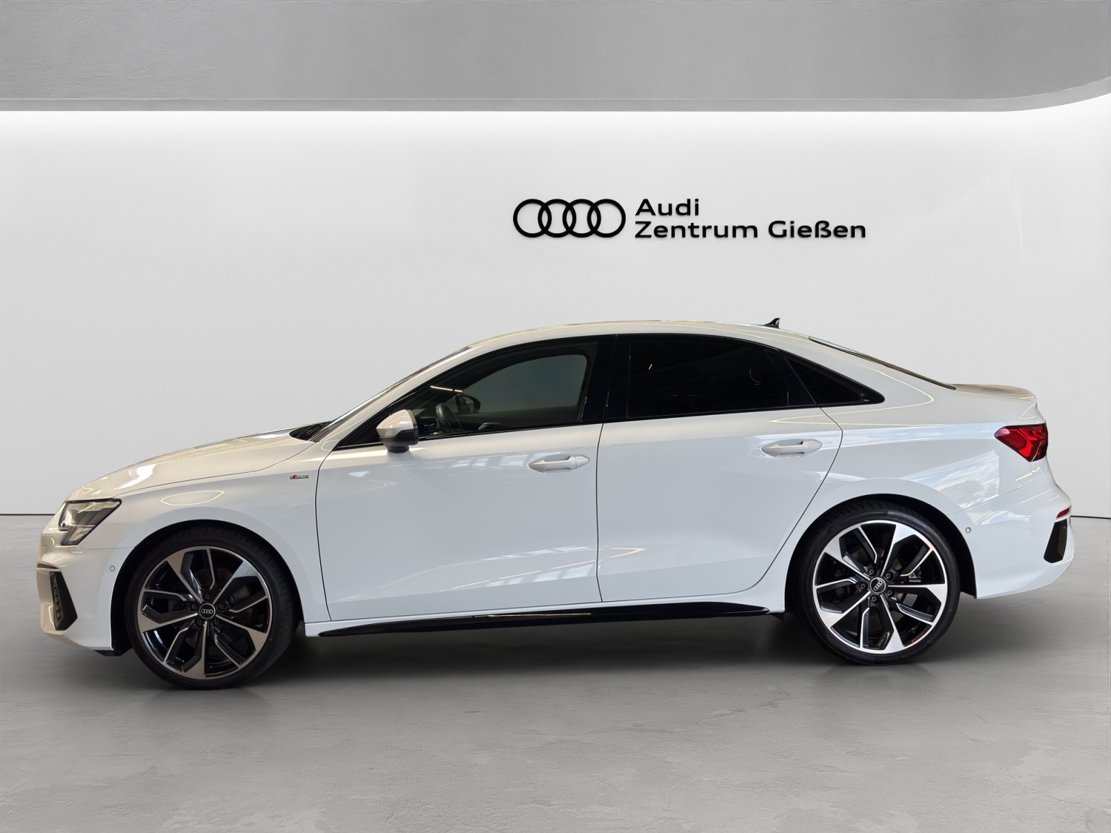 A3 Limousine 35 TFSI S line Black LED Kamera Navi 
